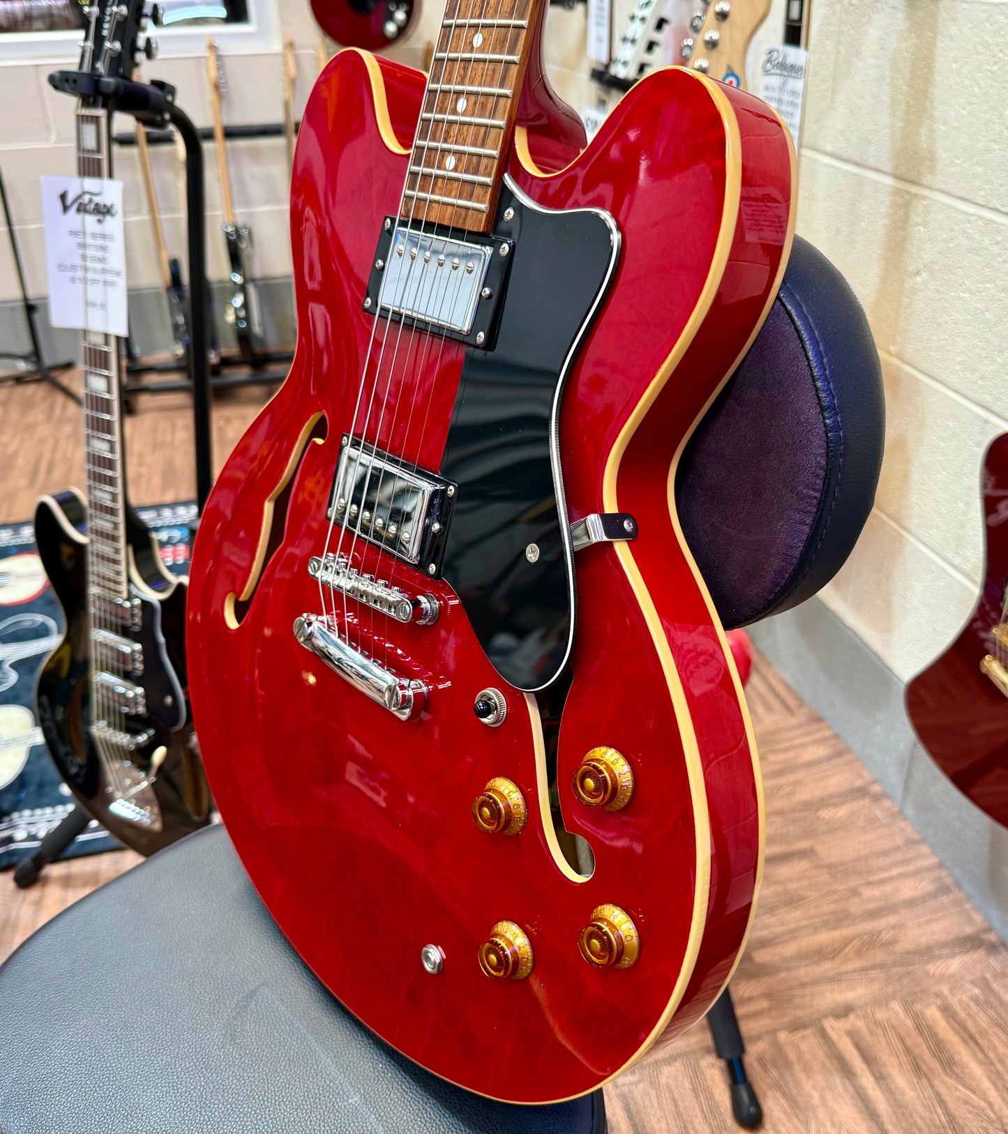🎸LOVELY🎸 Tanglewood TH-502 CH~ Semi-Hollow Electric Guitar~ Cherry Red!