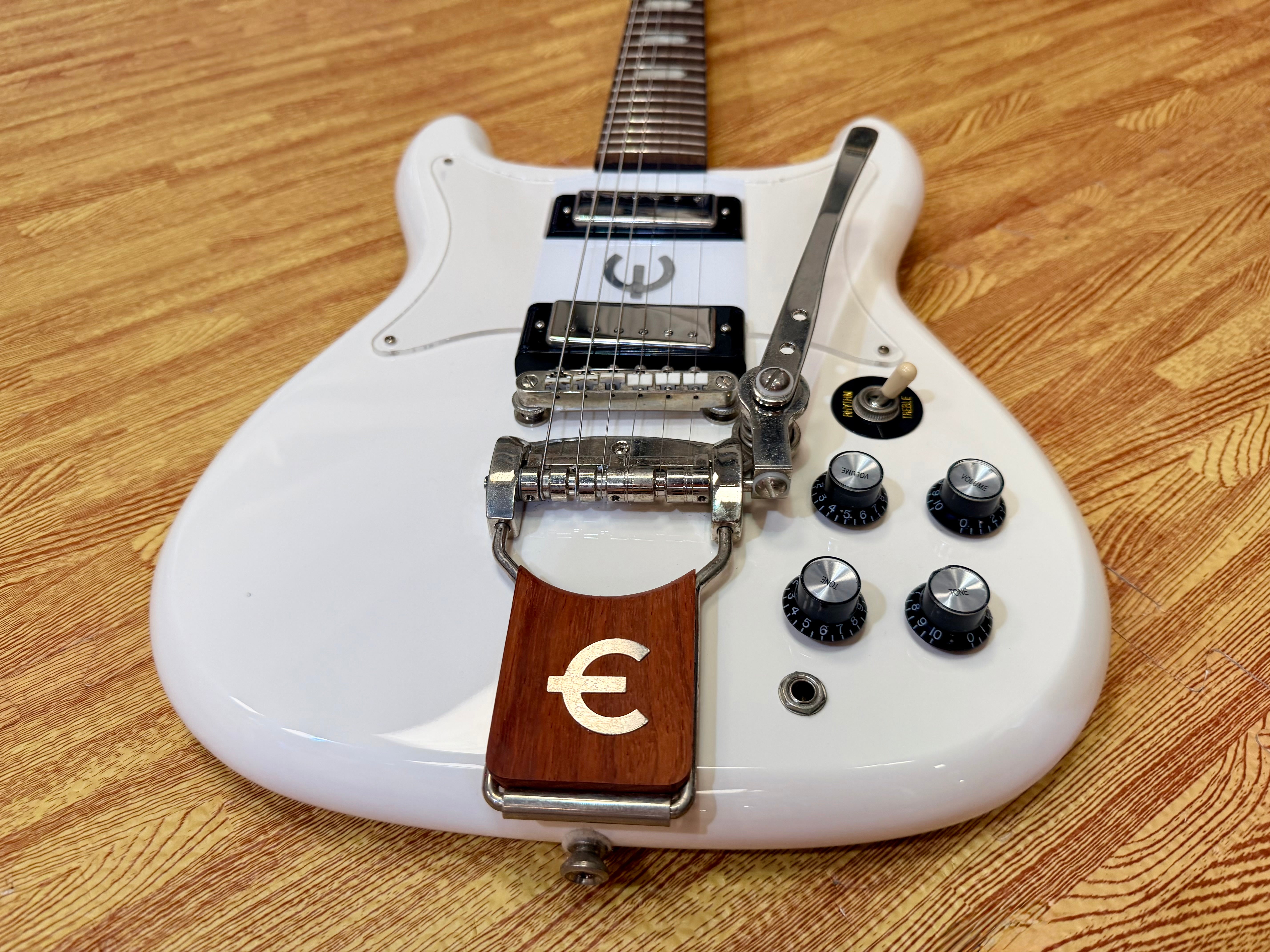 ✨2024✨ Epiphone Crestwood Custom Tremotone Polaris White~ Mini Humbuckers!