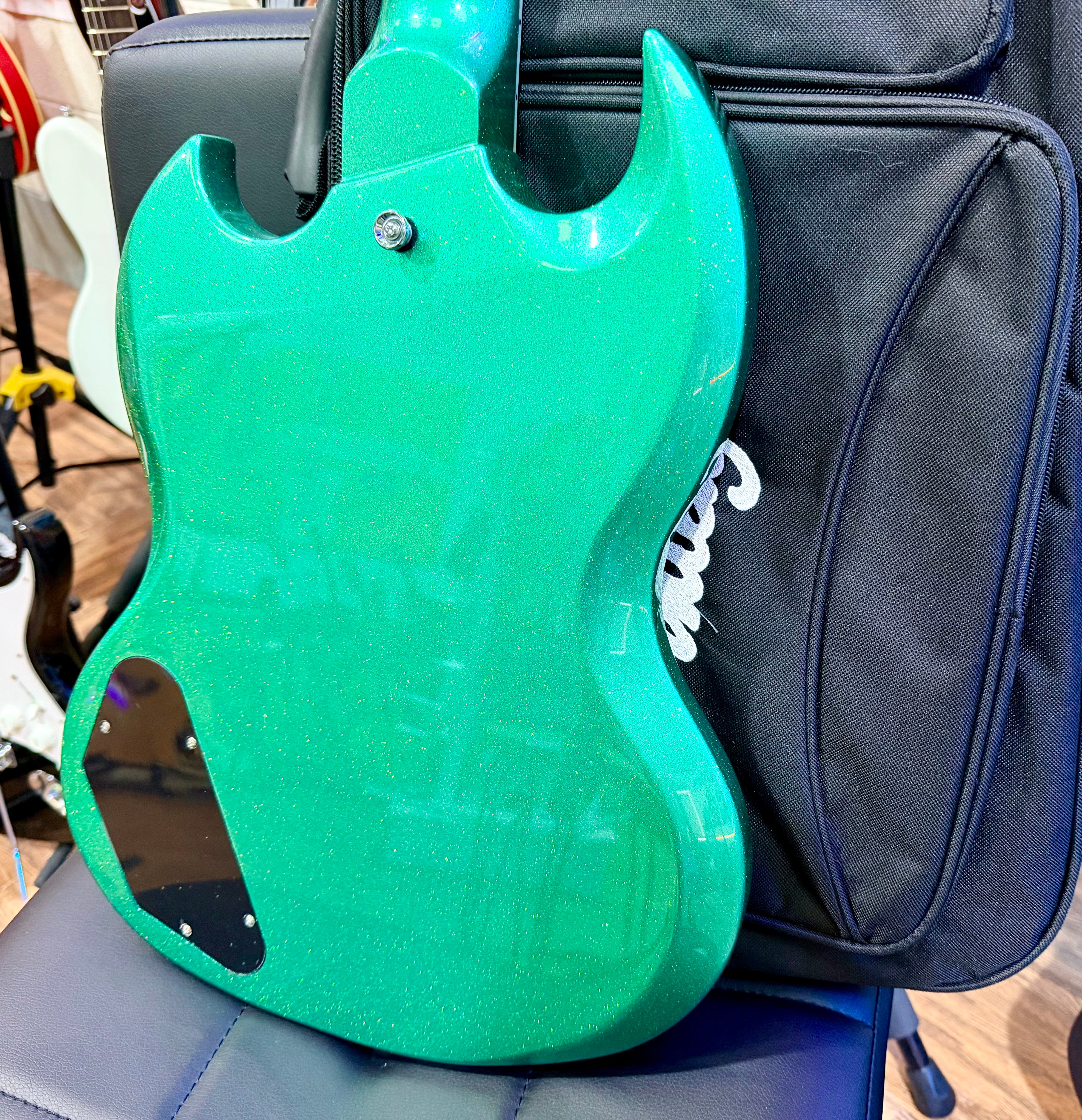 🔥2025 LTD🔥 Vintage VS6 30th Anniversary Model~ Green Metalflake~ Vibrola + Bag