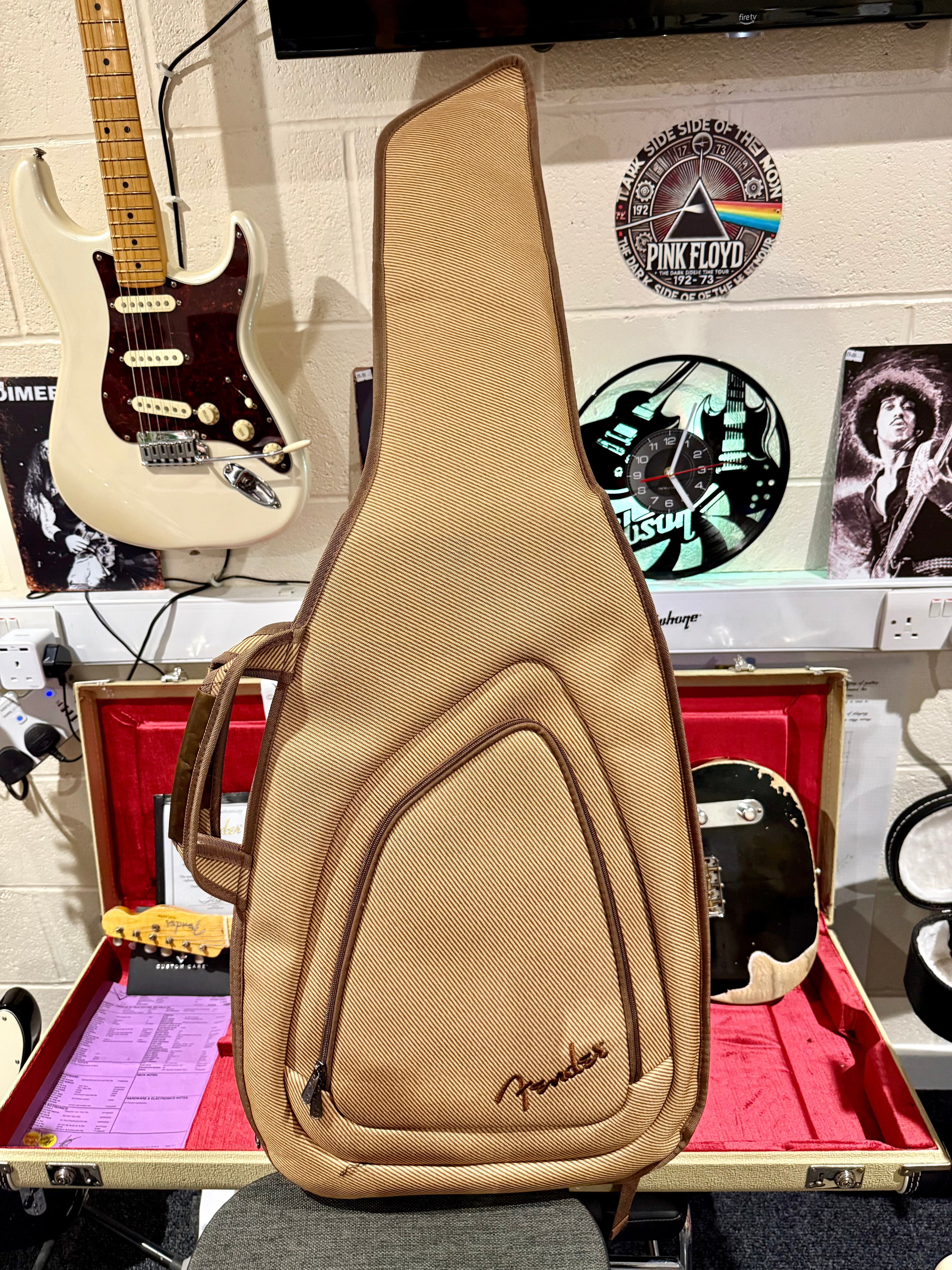 🔥LOLLAR 64 PICKUP UPGRADE🔥 Fender Vintera II ‘60s Stratocaster 2023~ Sunburst!