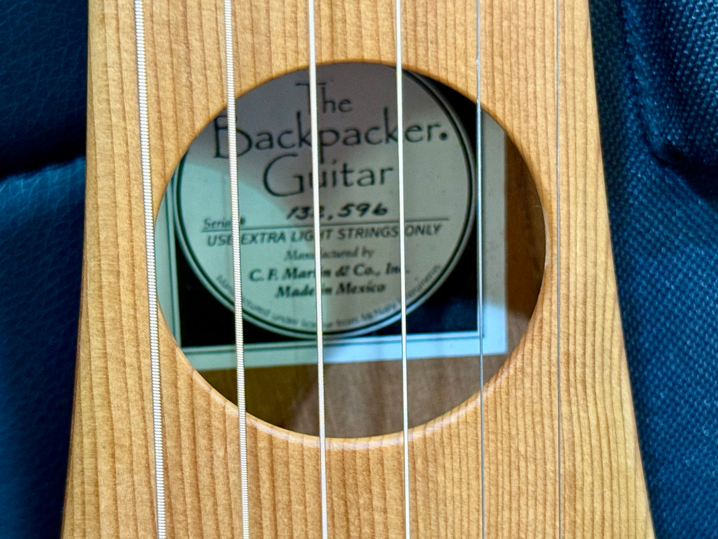 🎸 Martin Backpacker Acoustic Travel Guitar~ Branded Gigbag~ Mexican 🎸