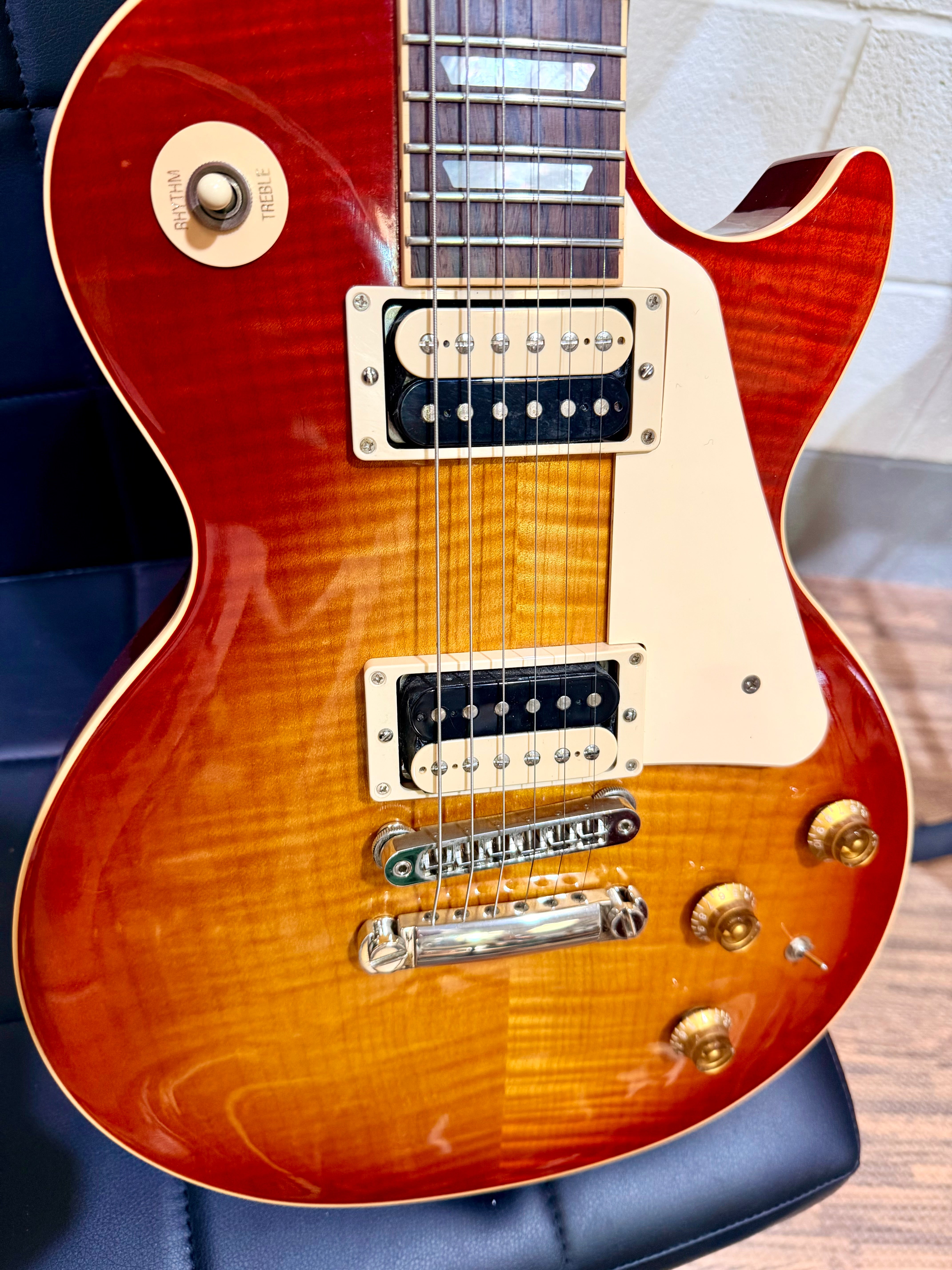 🌟Les Paul 100th🌟 2015 Gibson Les Paul Classic~ Cherry Sunburst + Case & Docs!