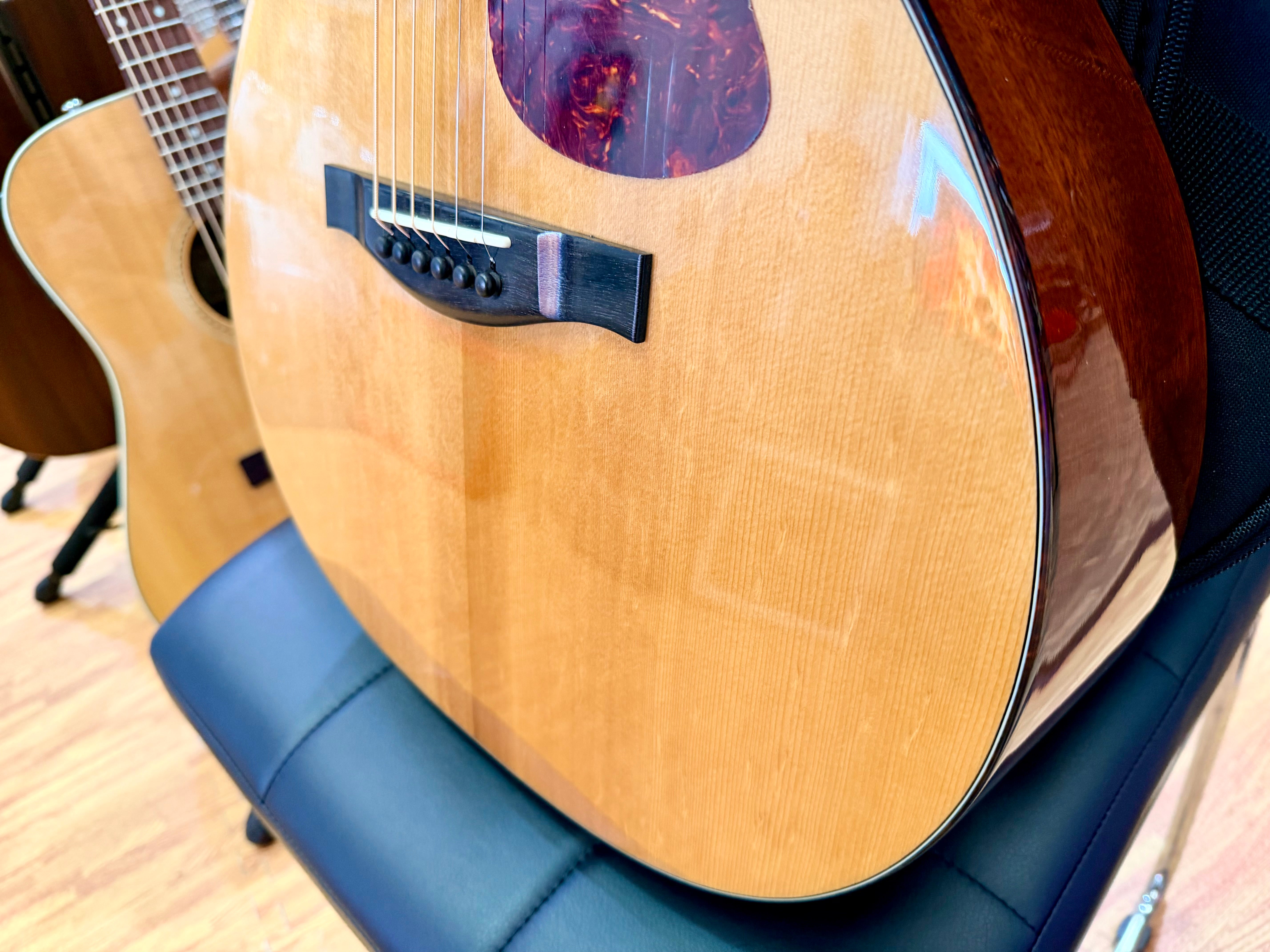 ✨MINT✨ 2024 Eastman AC122-1CE DLX Deluxe Electro Acoustic Guitar~ Natural + Bag!