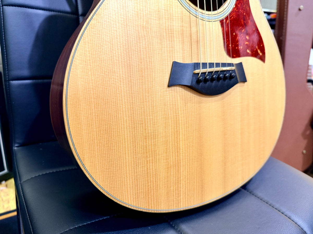 ✨2021✨ Taylor GS Mini-E Rosewood Electro Acoustic Travel Guitar with Gig Bag!