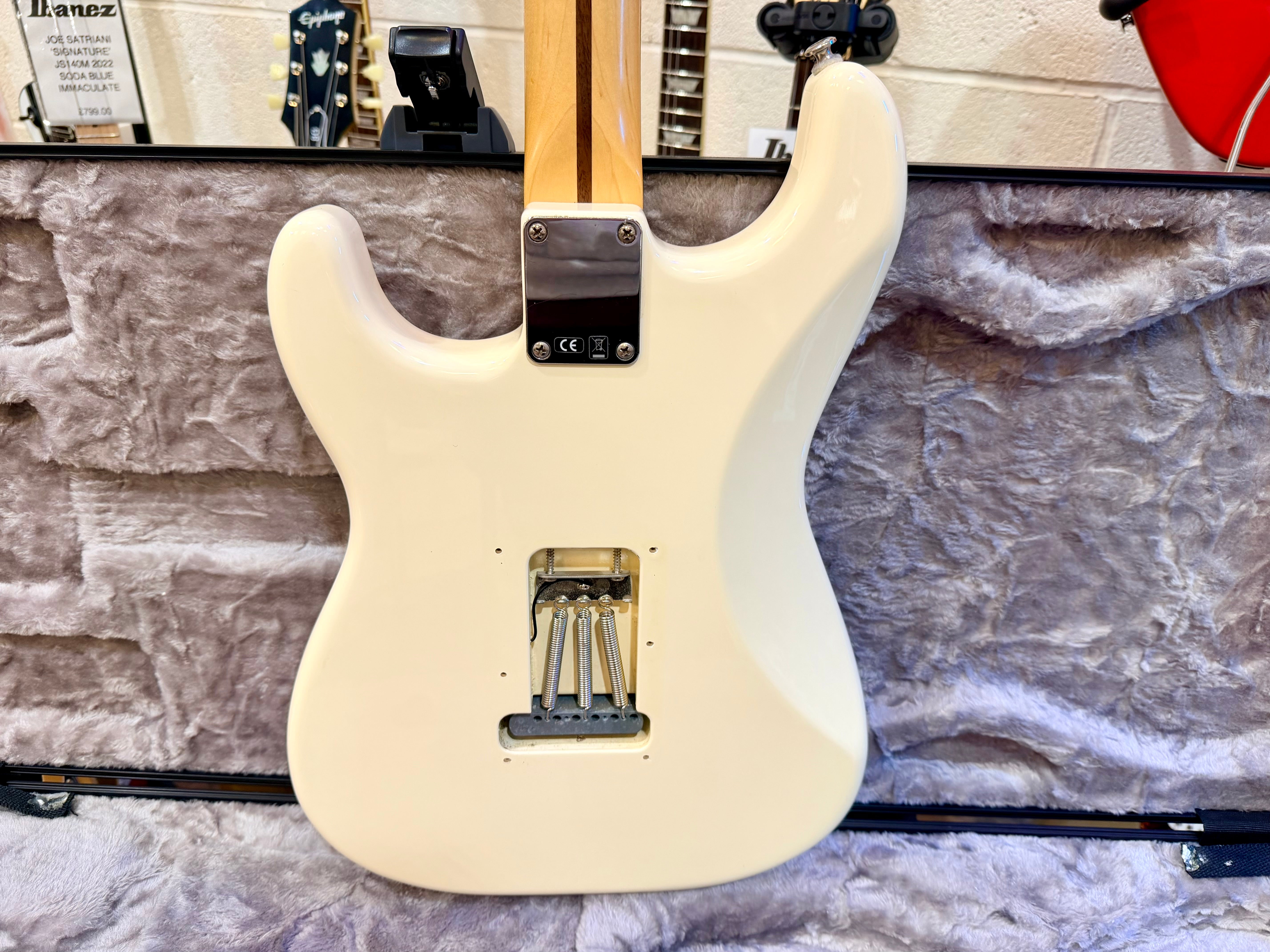 🌟2014🌟 Fender Standard Stratocaster~ Mexican Strat~ Arctic White~ Hard Case!