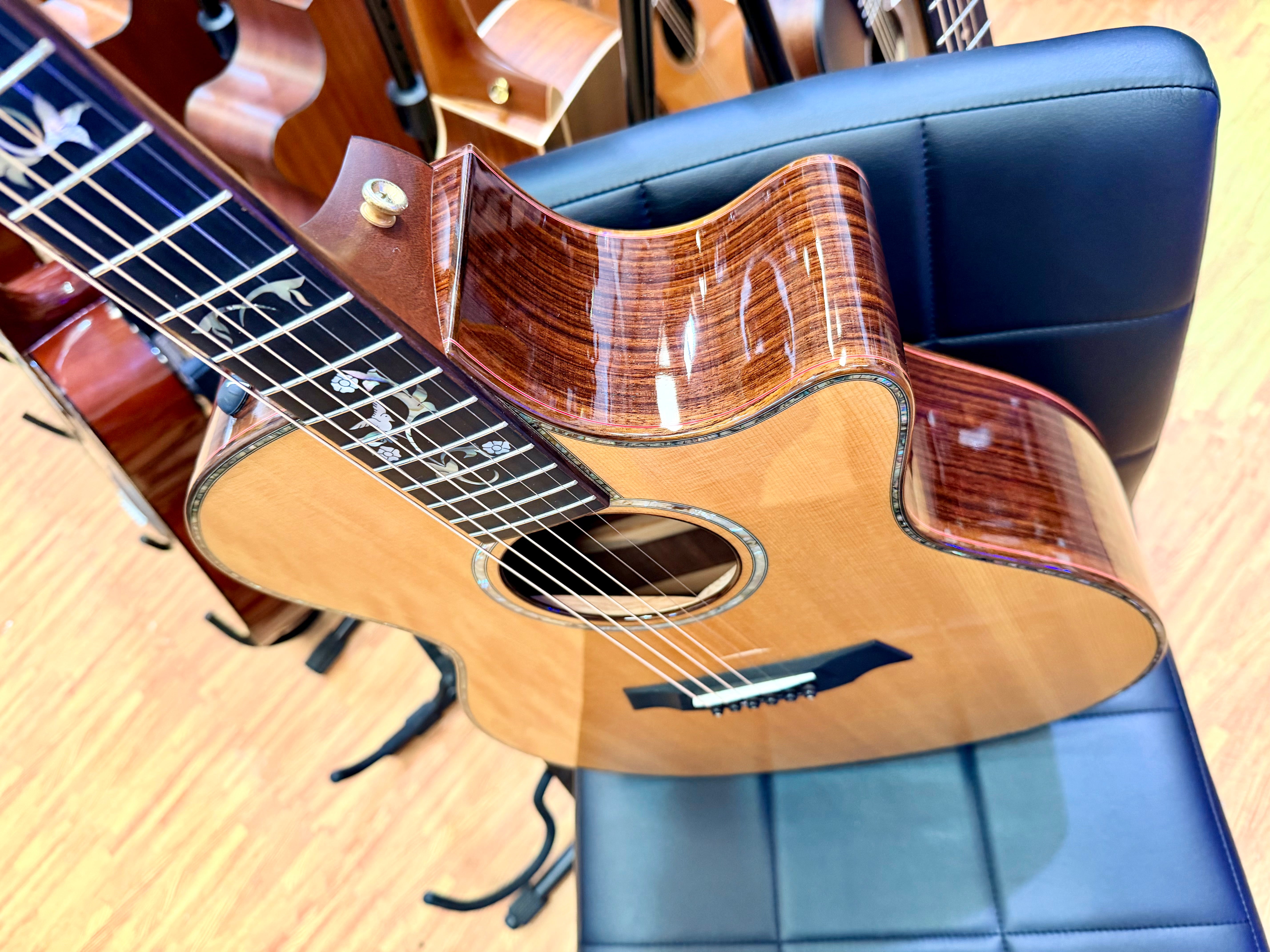 ✨BEAUTIFUL✨ 2011 Taylor 914ce Grand Auditorium~ Cindy Inlay~ Electro Acoustic!