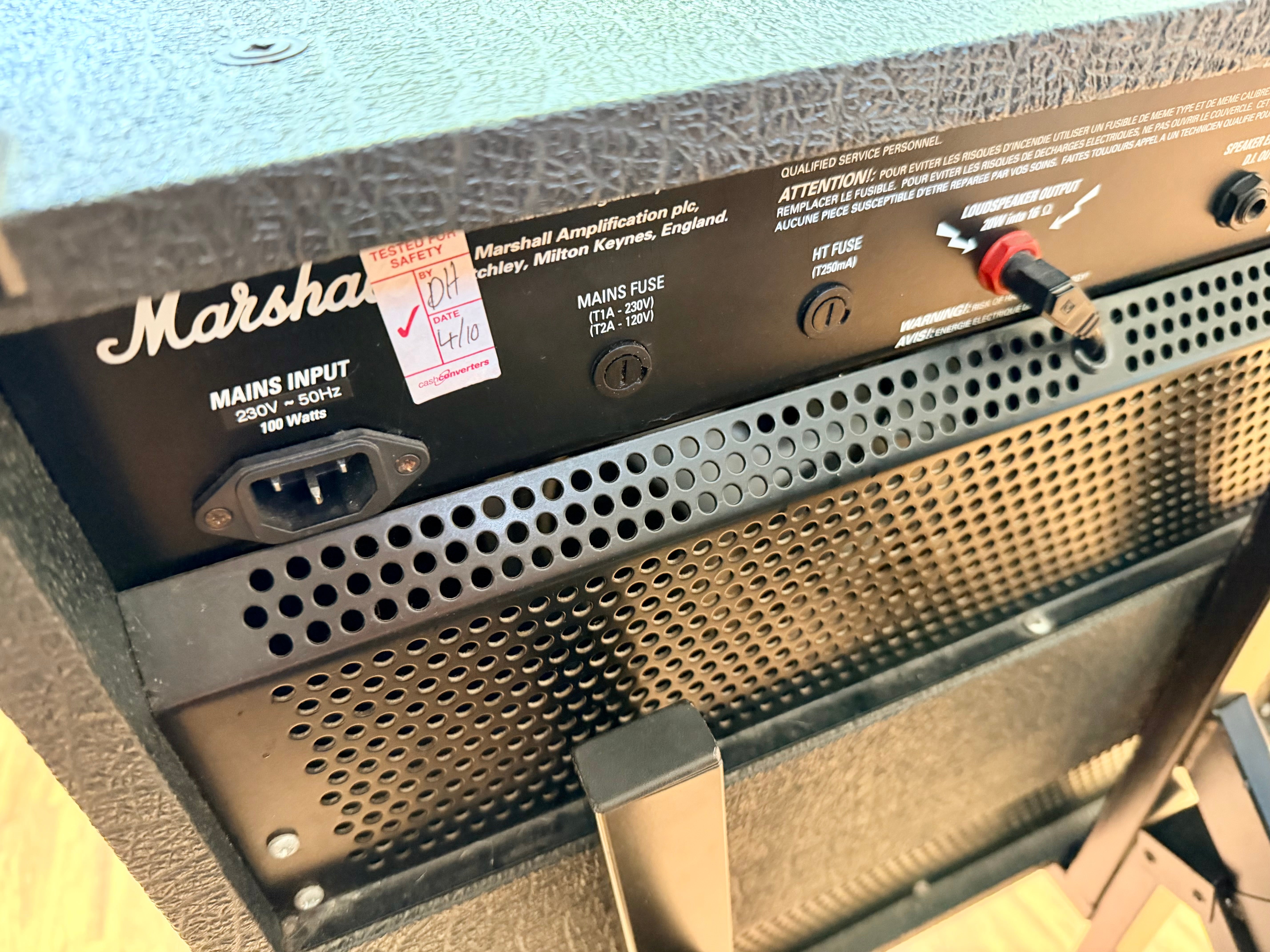 ✨ MADE IN UK ✨ Marshall JCM2000 DSL201 Valve Combo Amplifier with Footswitch!