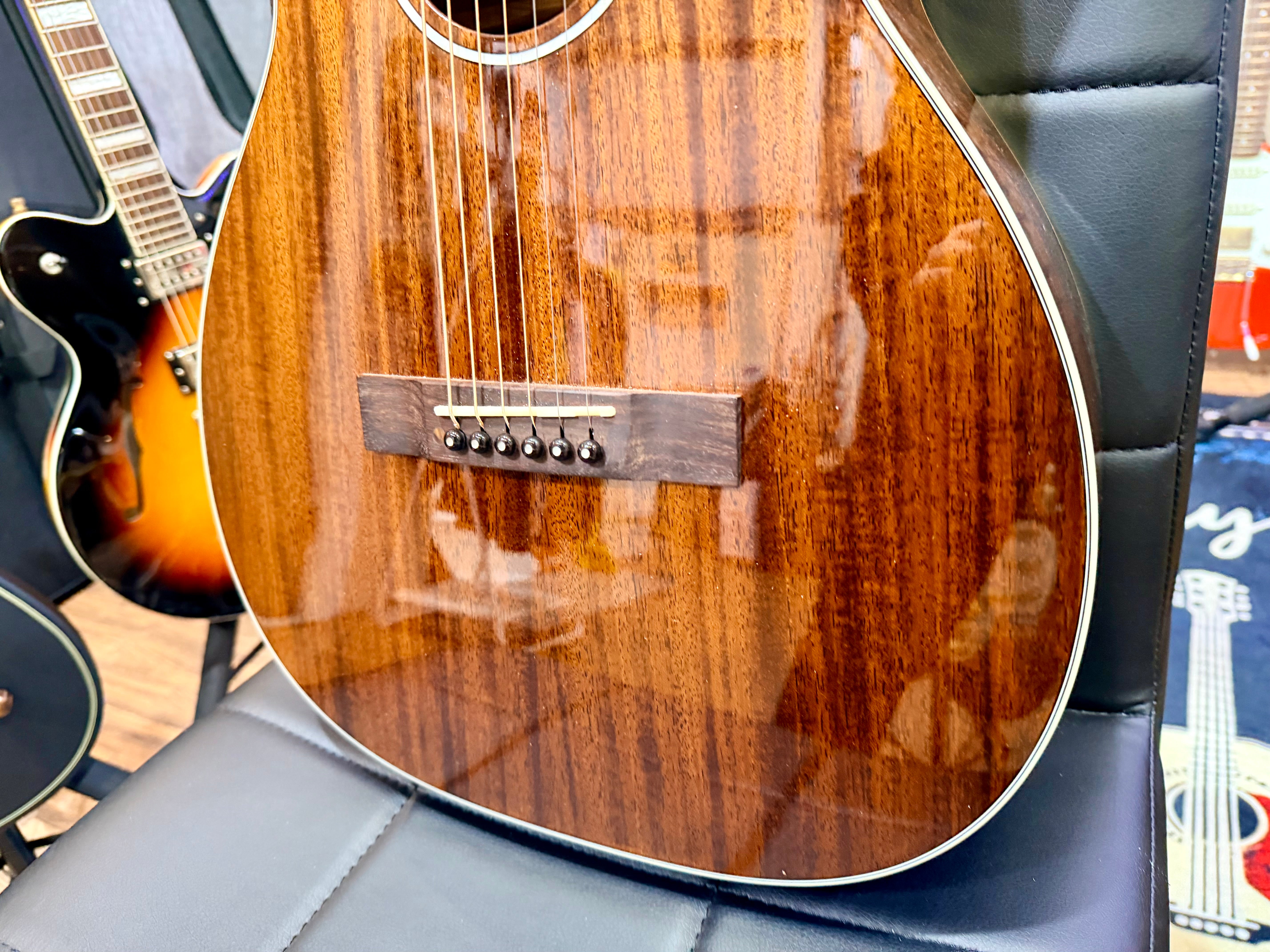 🌟MINT🌟 Rathbone R6M Solid Mahogany Top~ No 6 Series Acoustic Parlour Guitar!