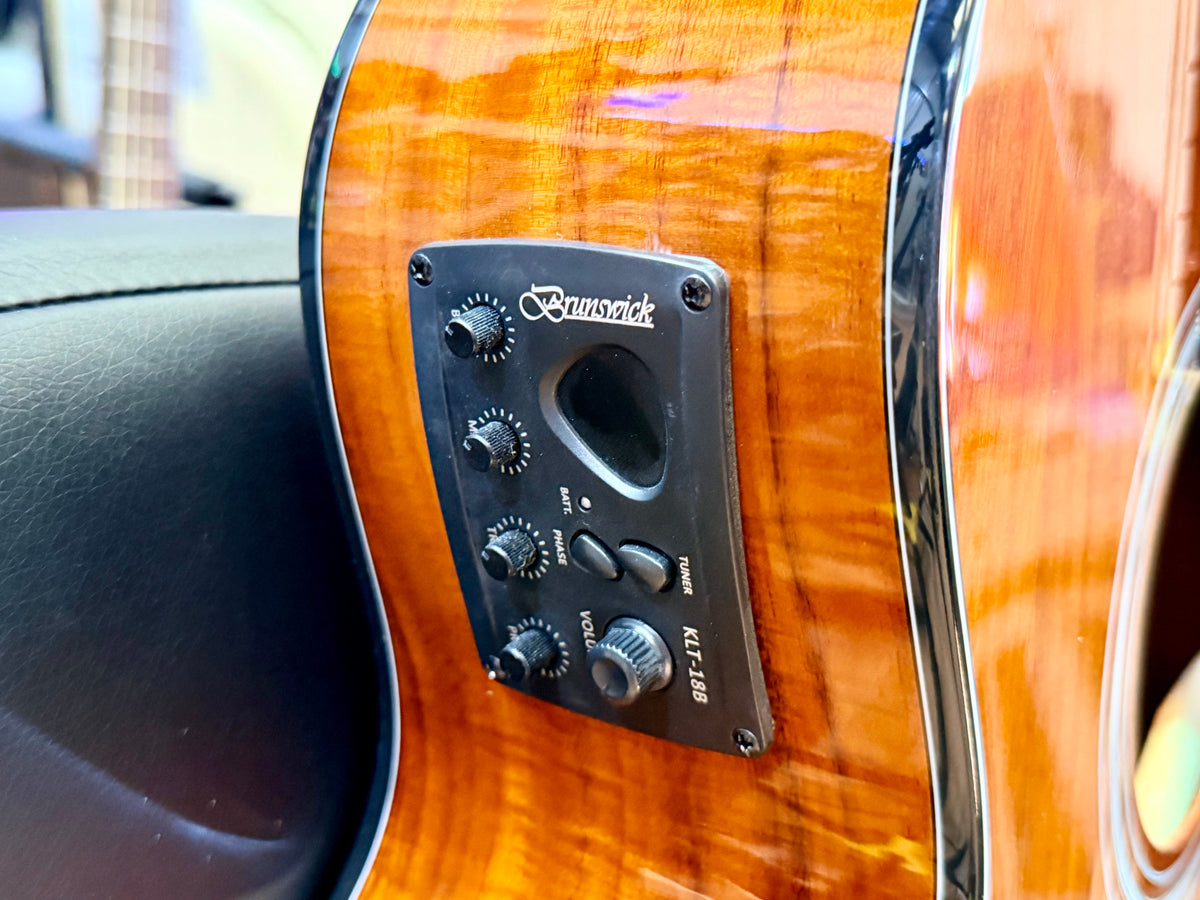 ✨NEW✨ Brunswick BTK60KO Koa Grand Auditorium Cutaway Electro Acoustic Guitar!