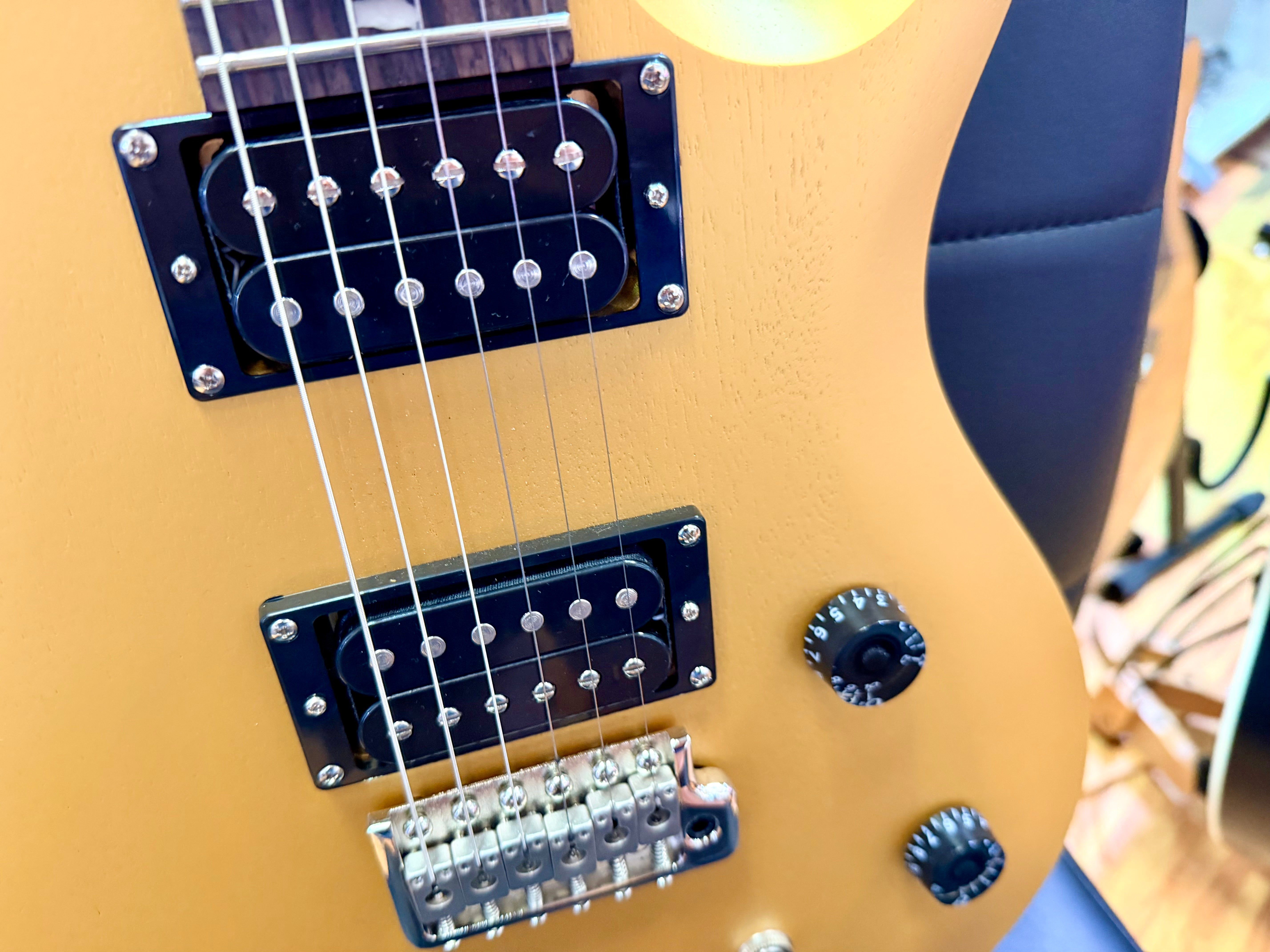 ⚡️EX-DEMO⚡️ PRS SE CE24 Standard Satin Metallic Gold~ 2026 Model + GigBag!