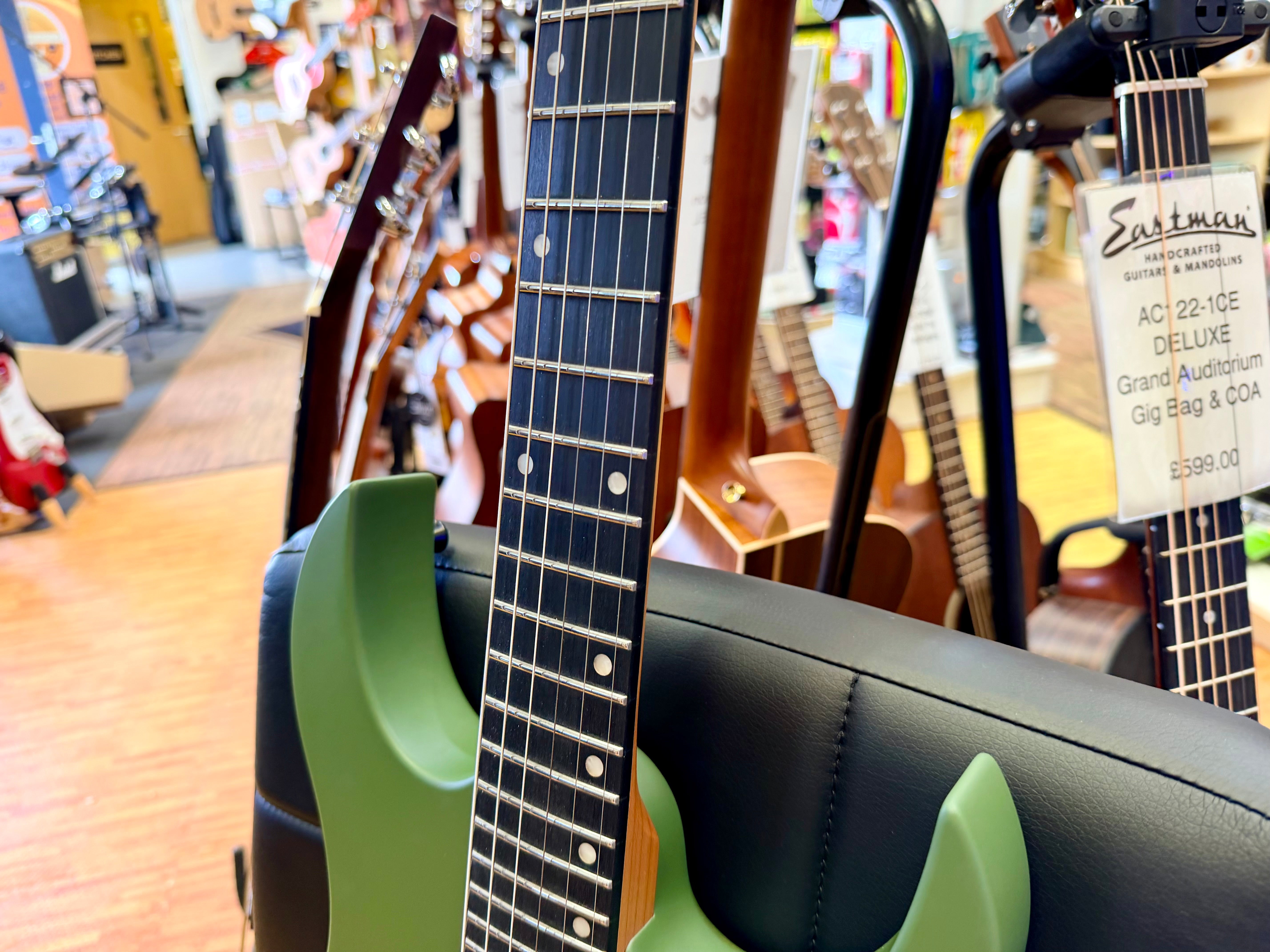 ⚡️NEW⚡️ Spira S-400 Satin Dark Green~ Electric Guitar HH~ Locking Tuners~ 2026!