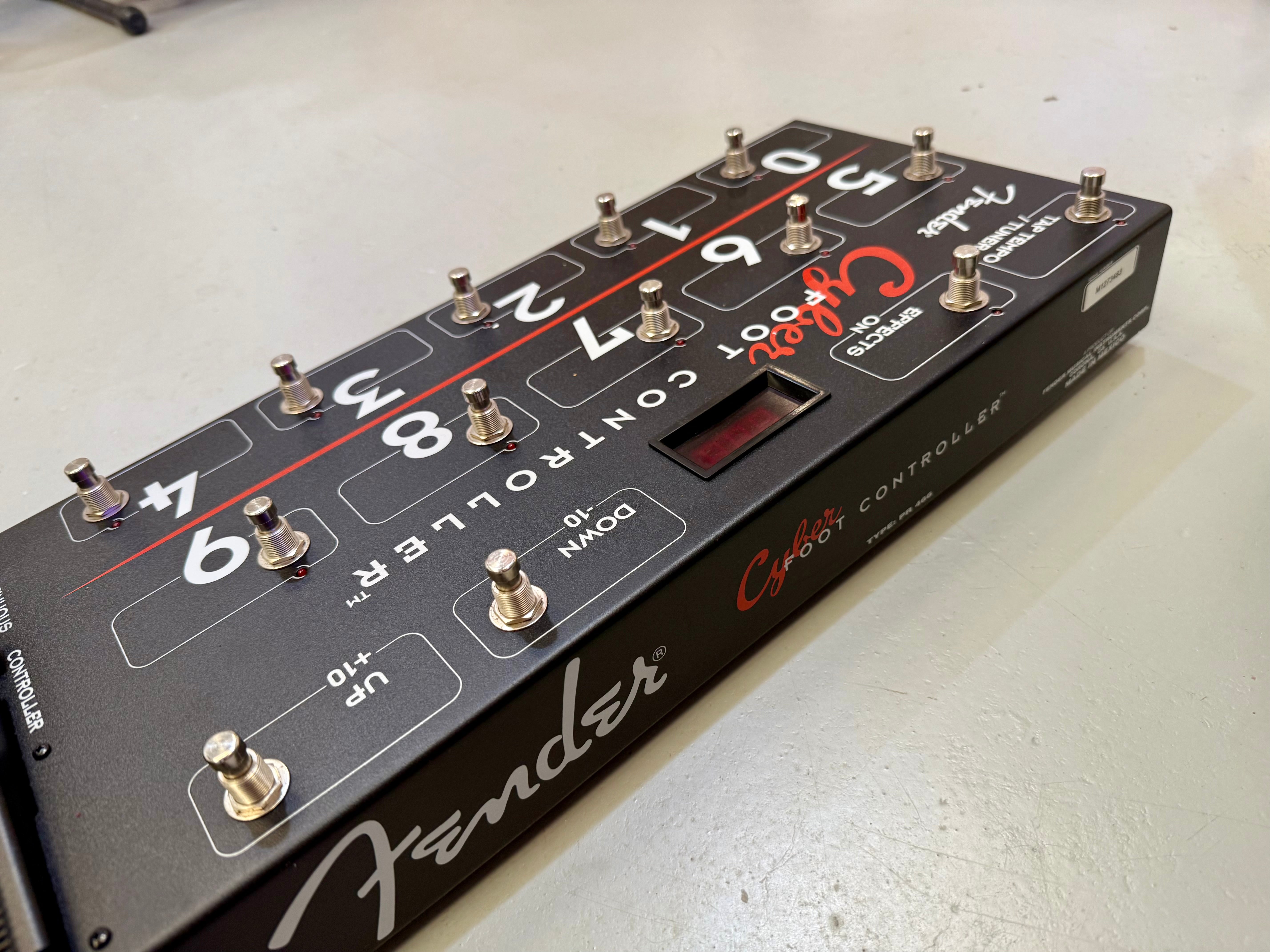 🎸RARE~ CYBER FOOT CONTROLLER🎸 Fender Cyber Champ 65w Guitar Combo Amplifier!