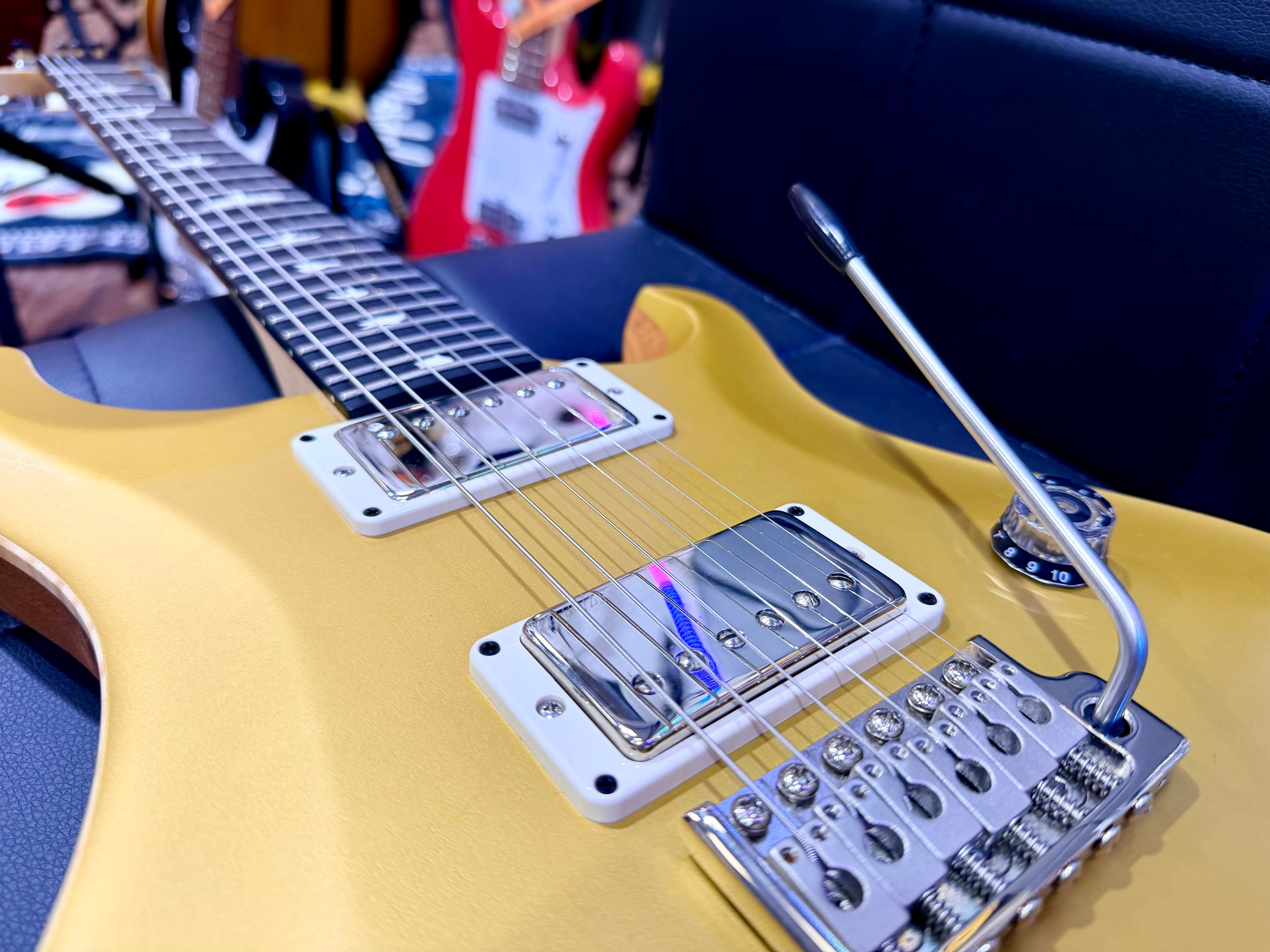 🔥RARE 2023🔥 PRS CE24 Satin Gold Top Limited Edition~ Natural Back~ USA~ Gig Bag