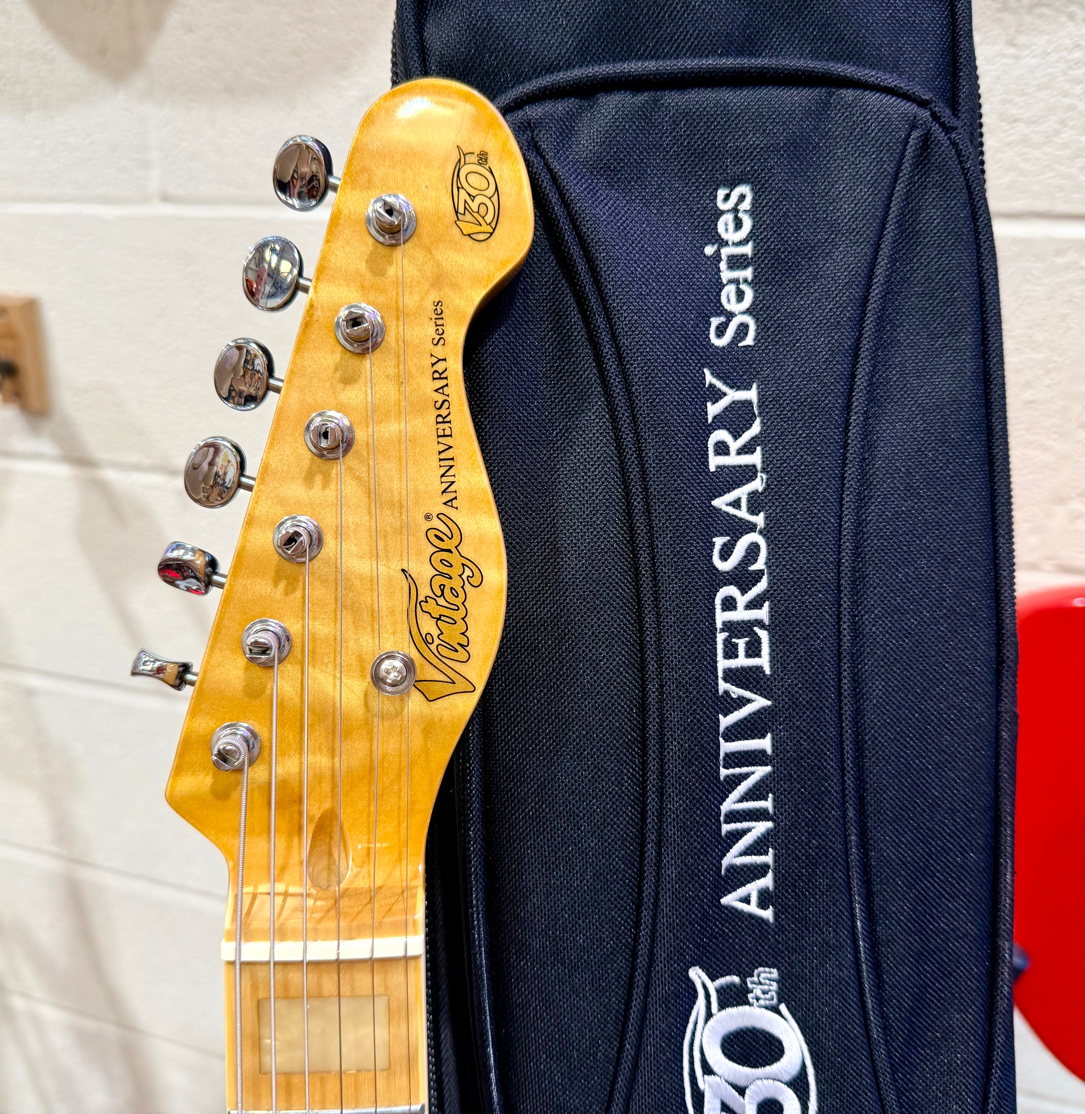 🔥2025 LIMITED🔥 Vintage 30th Anniversary V72 ReIssued~ Thinline~ Black + Bag