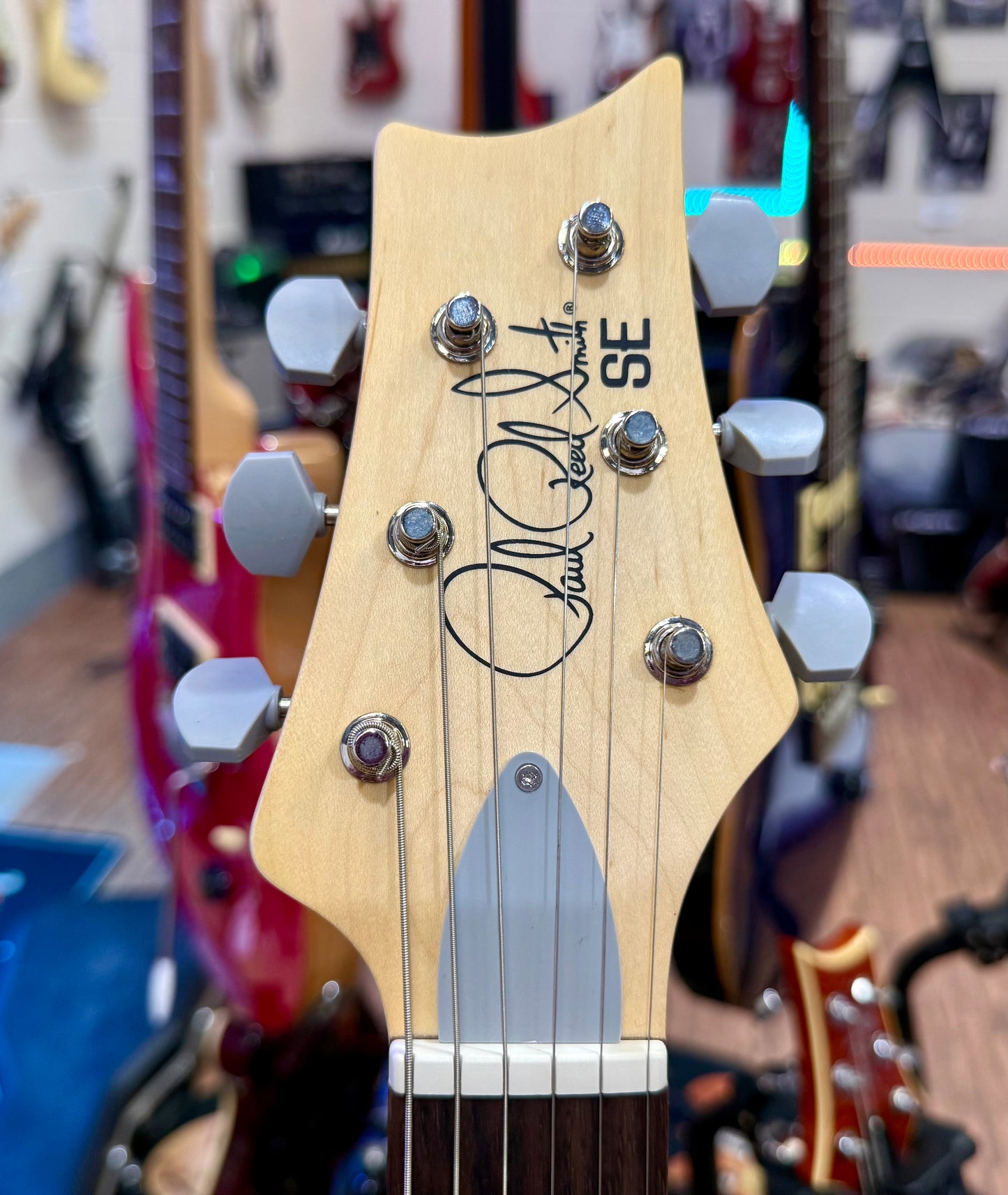 🦅 BRAND NEW 🦅 PRS Silver Sky SE Guitar~ John Mayer~ Moon White + Gig Bag!