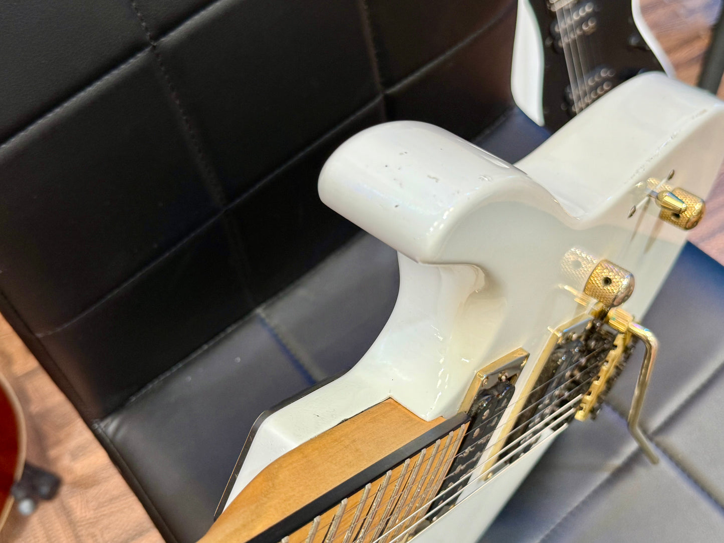 🌟JAPAN 2000’s🌟 Jackson Dinky DK2M~ Snow White~ Floyd Rose~ Seymour Duncan!