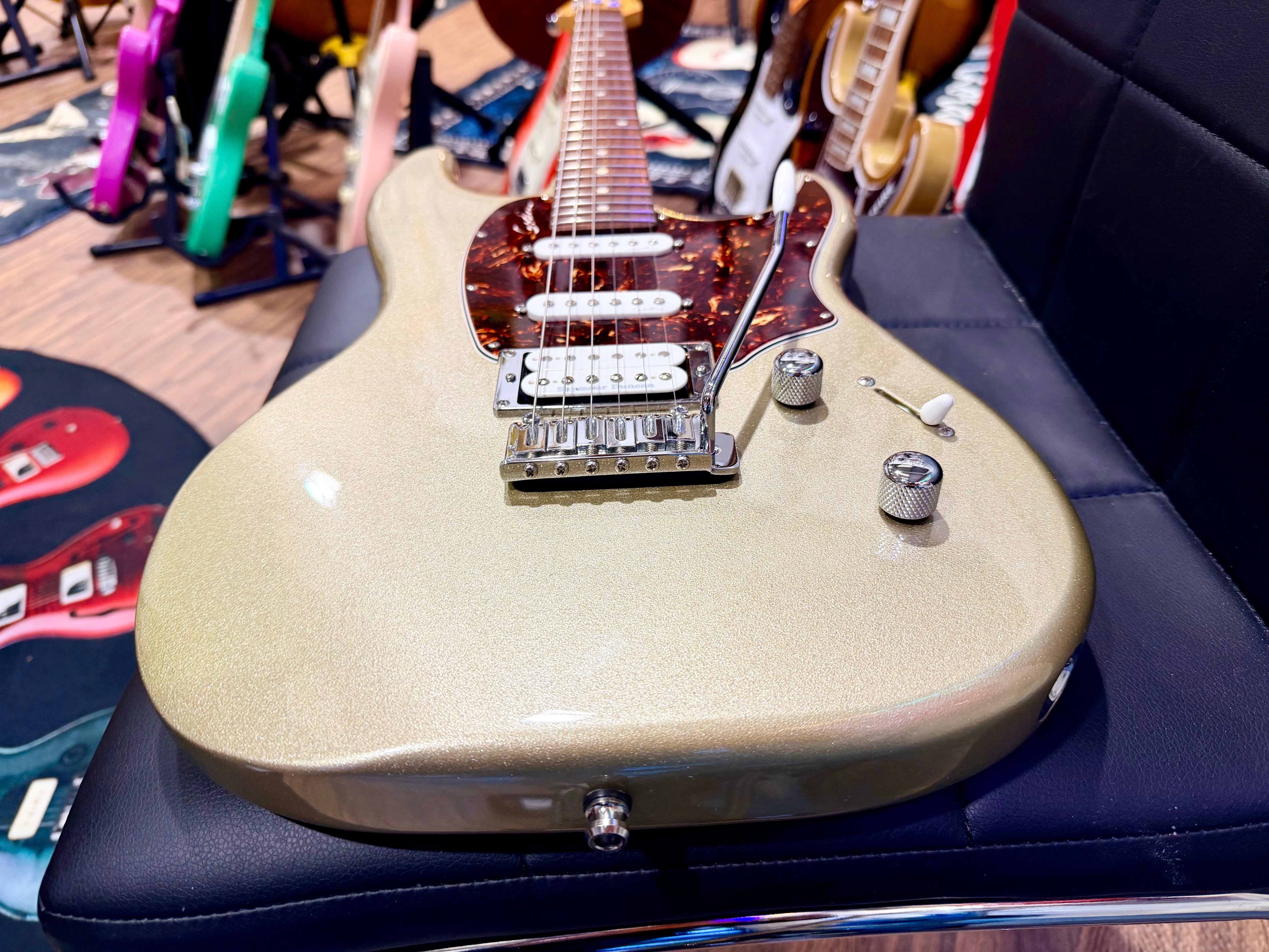 🌟MINT🌟 Godin Session RW LTD~ Silver Gold HG~ Seymour Duncan HSS + Gig Bag!