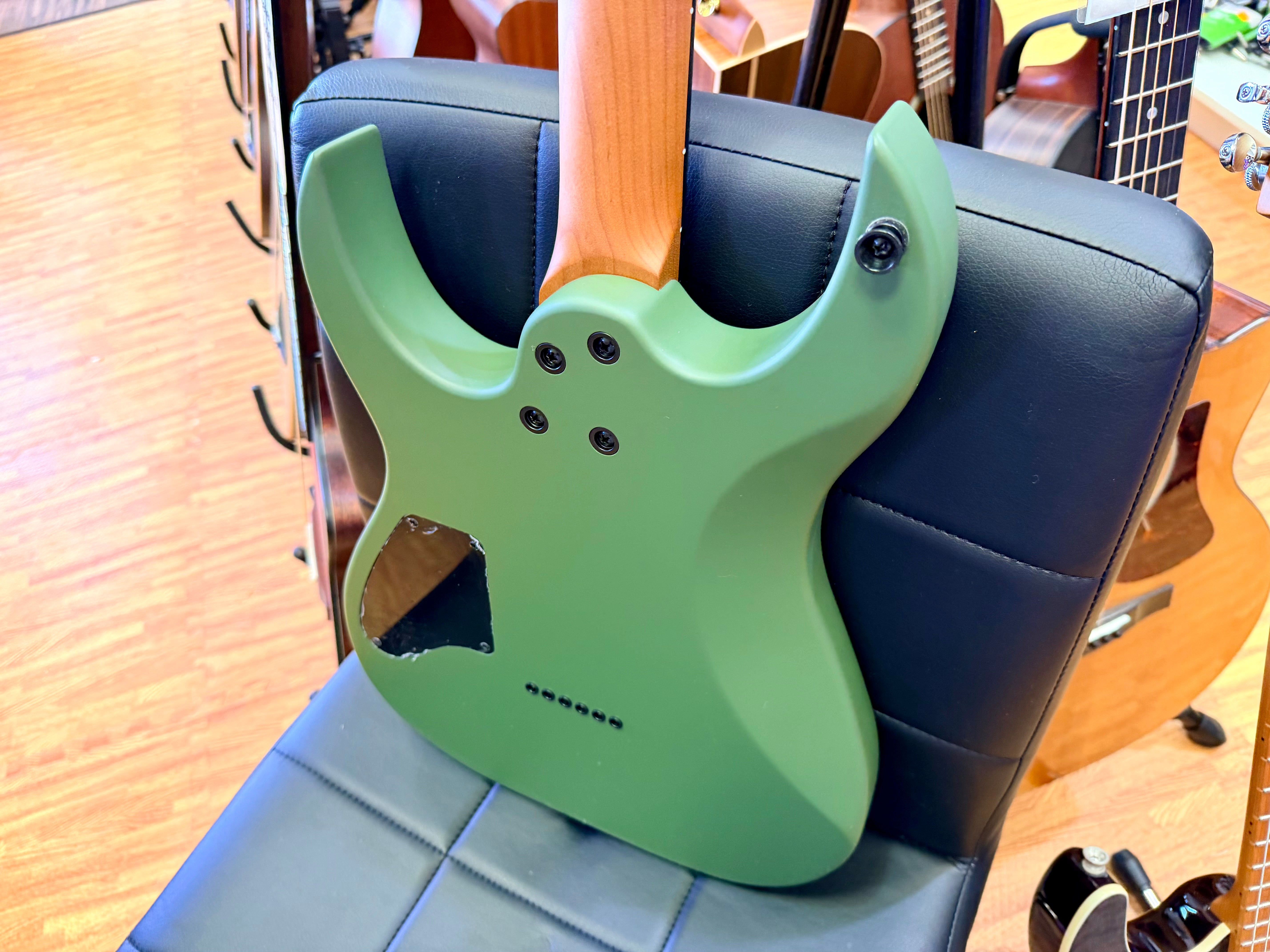 ⚡️NEW⚡️ Spira S-400 Satin Dark Green~ Electric Guitar HH~ Locking Tuners~ 2026!