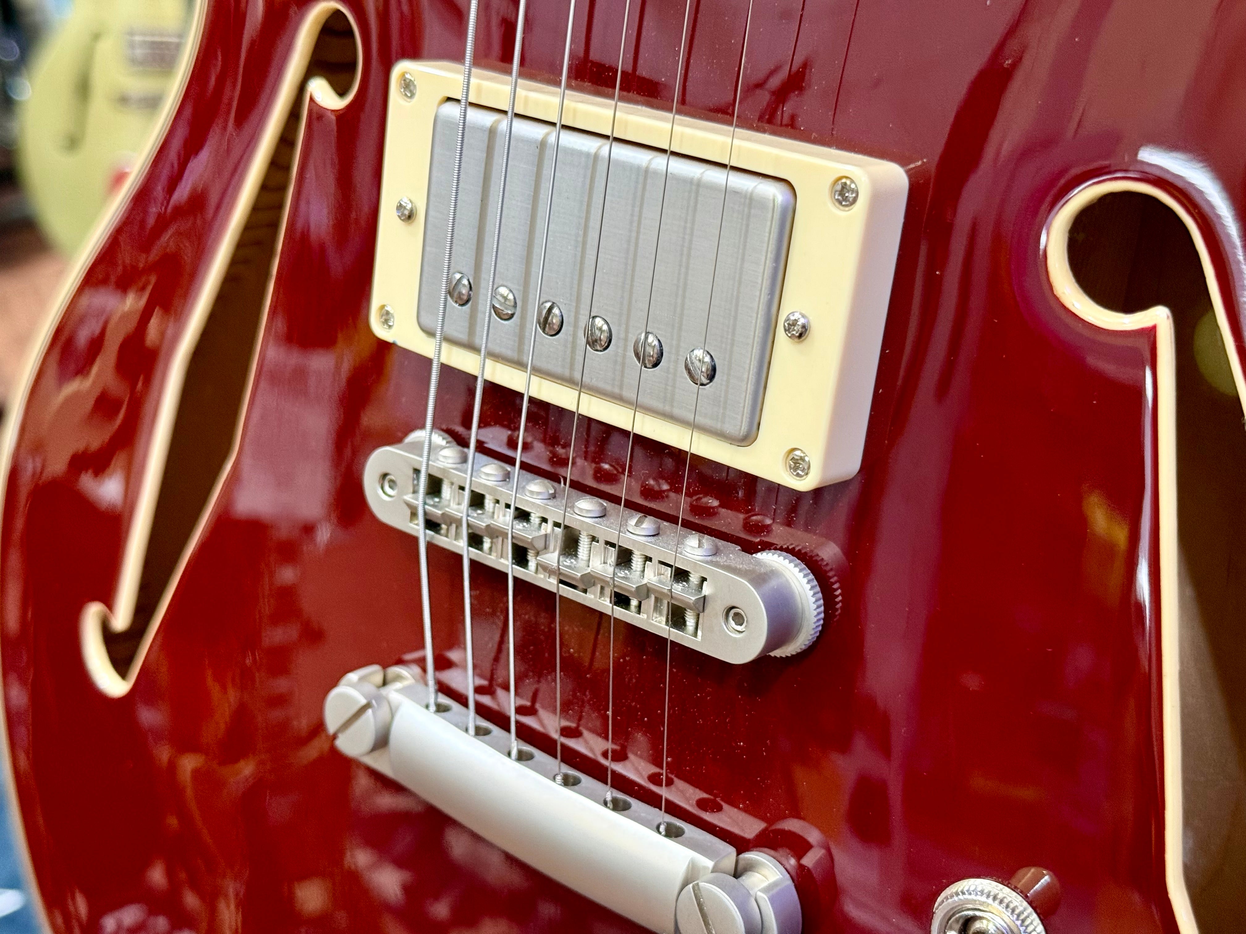 🌟MINT🌟 D’Angelico Excel Series DC Tour Hollowbody Centre Block~ Solid Wine Red