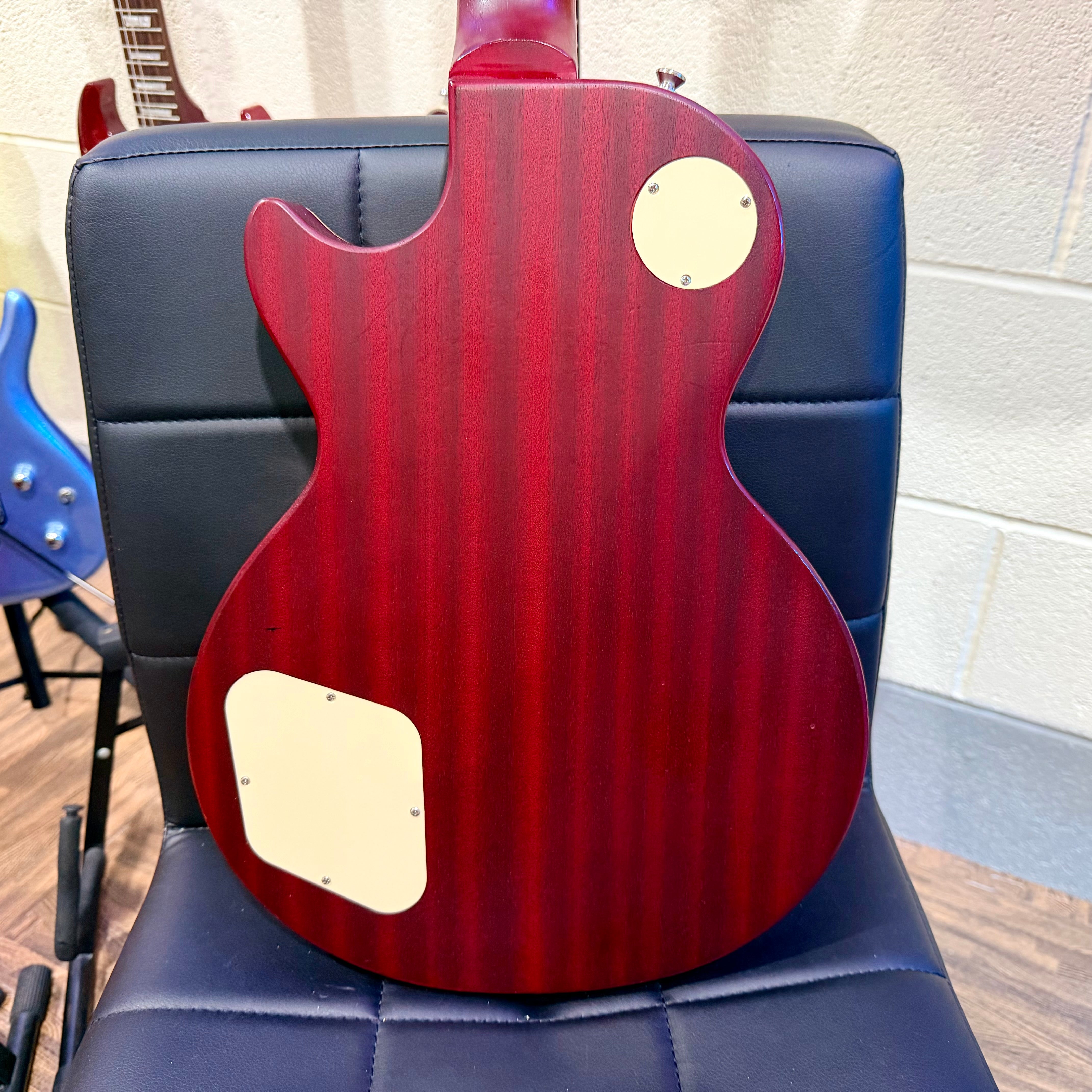 π2022π Epiphone Les Paul Classic~ Cherry Sunburst Electric Guitar~ Satin/Matte