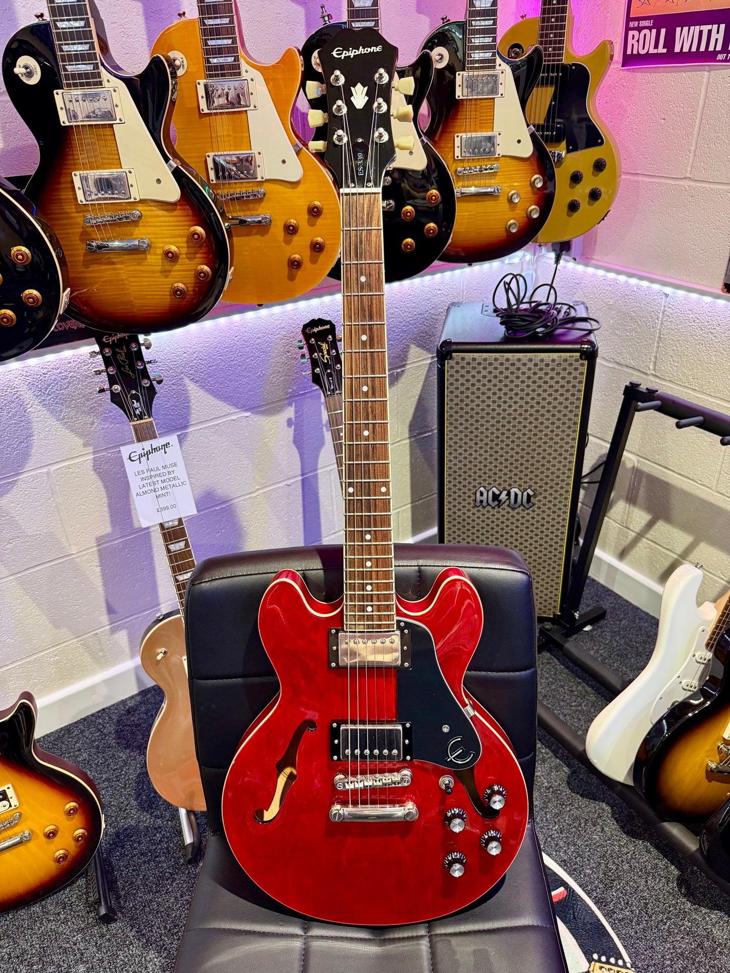 π2012 π Epiphone Dot ES-339 Semi-Hollow Electric Guitar~ Cherry Red~ Lovely!
