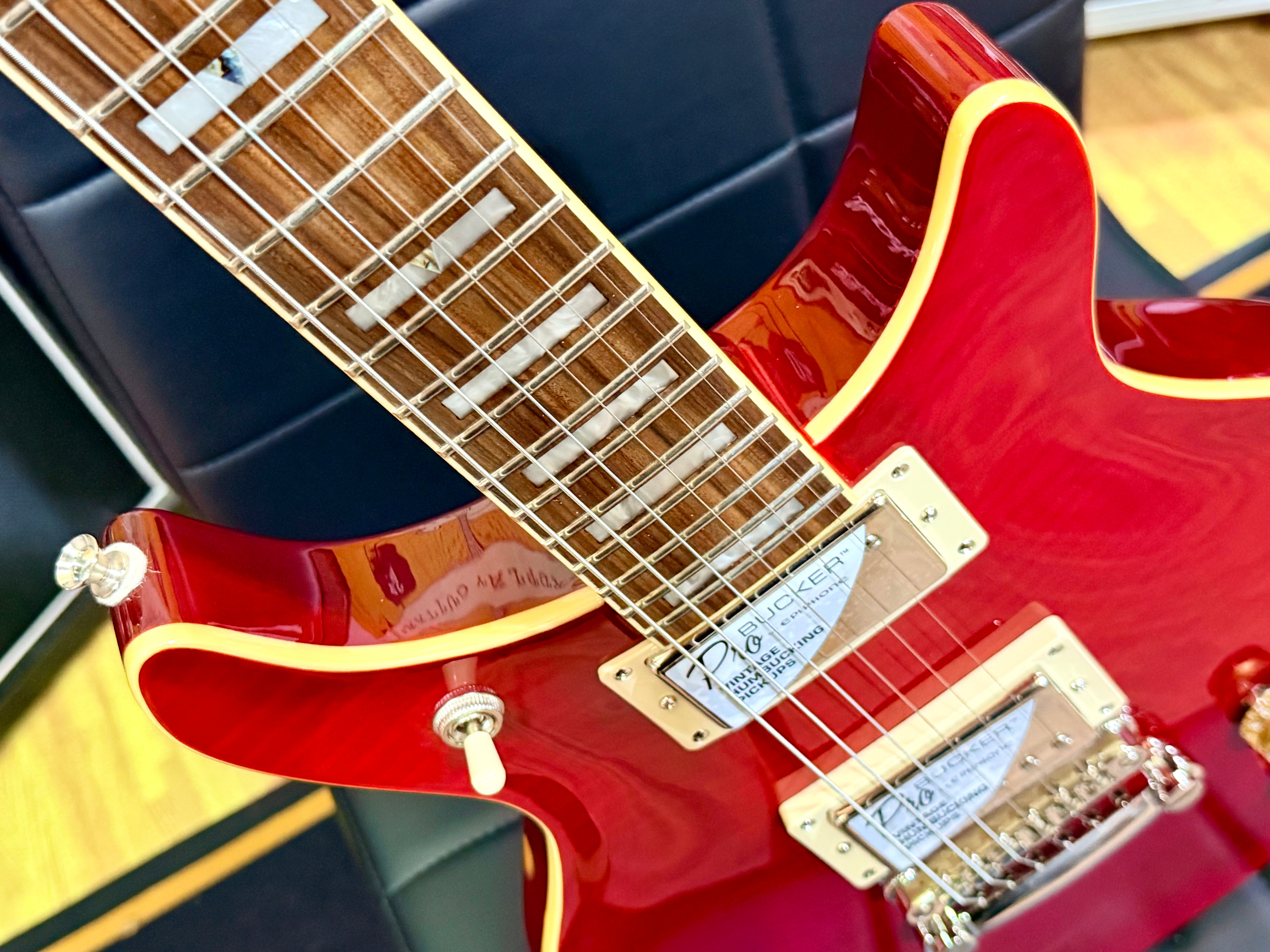 π2019π Epiphone DC PRO Black Cherry Electric Guitar~ Ex-Demo~ Mint!