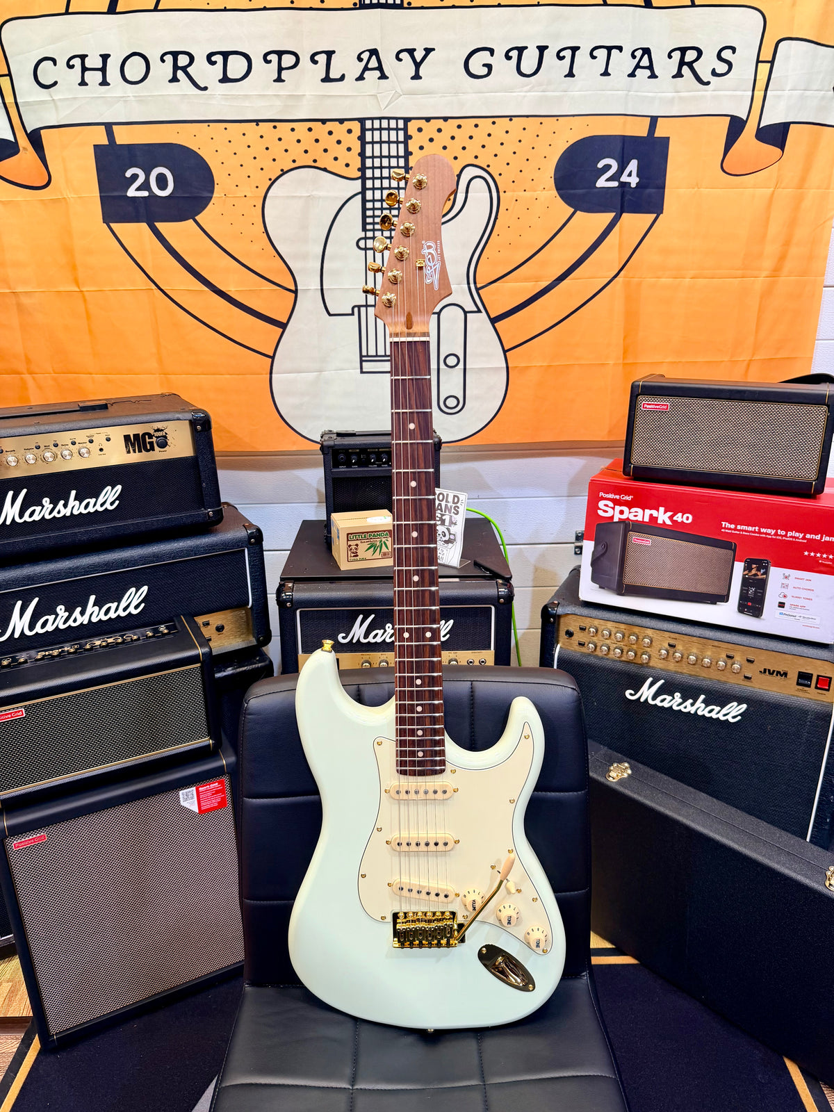 ⚡️NEW⚡️ Jet JS-380 OW Rosewood Electric Guitar~ Olympic White with Gold Hardware