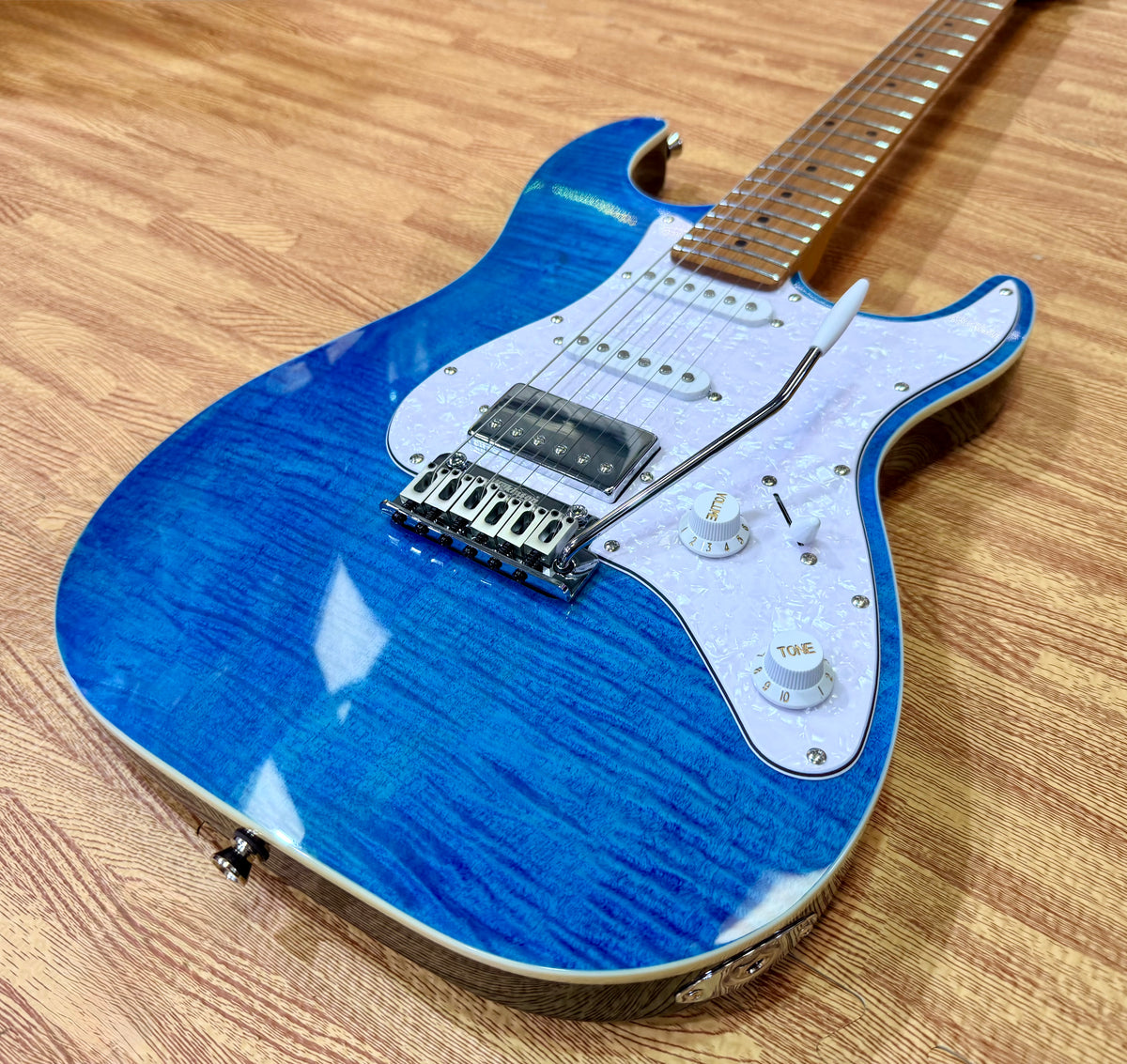 ⚡️NEW⚡️ JET JS-450 Flamed Ocean Blue Electric Guitar~ HSS Flame Top Strat~ 2026!