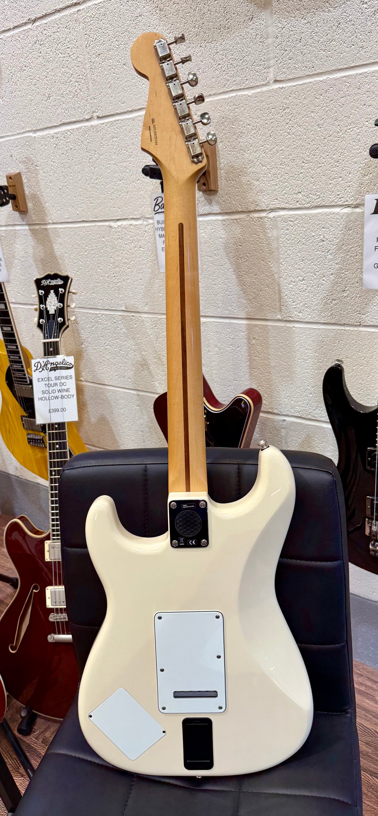 š„2020š„ Fender Ed OāBrien Sustainer Stratocaster~ Artist Series Signature~White