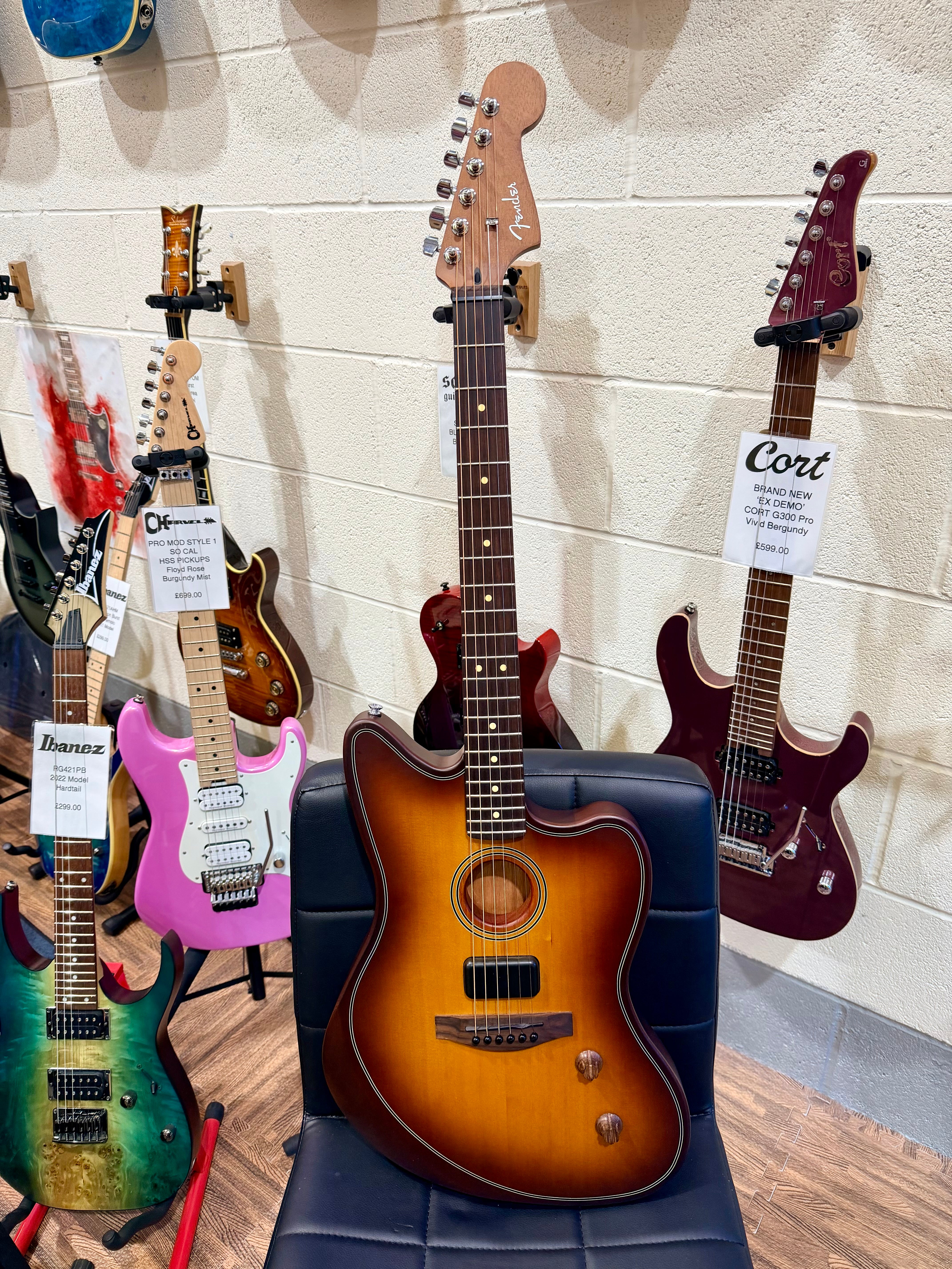 🍯2025🍯 Fender Acoustasonic Standard Jazzmaster~ Honey Burst Finish~ Mint!