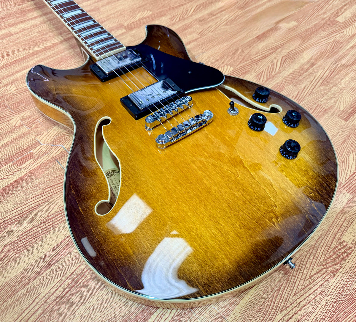 ✨2021✨ Ibanez Artcore AS73-TBC, Semi-Hollow Electric Guitar~ Tobacco Brown!