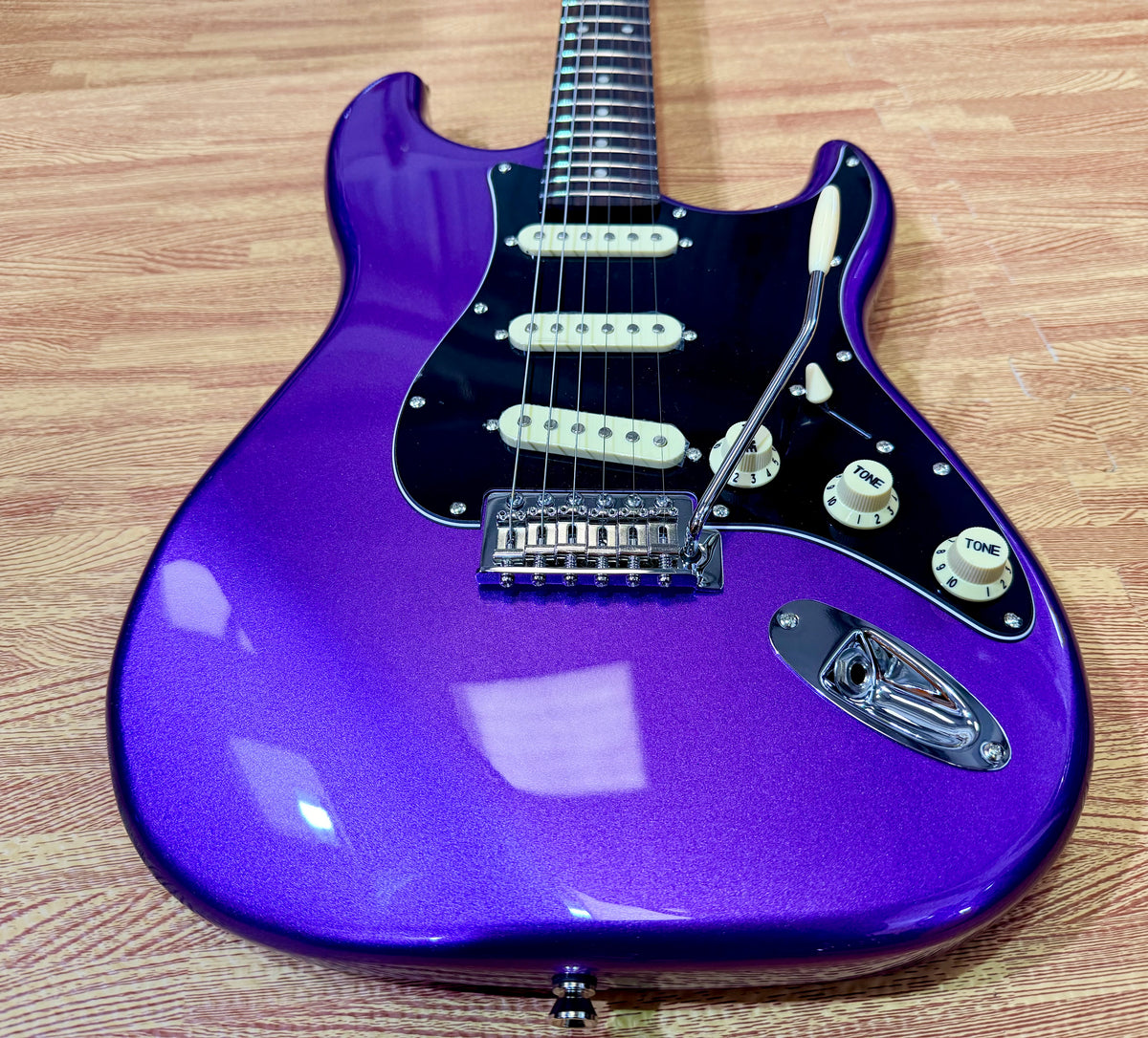 Jet Guitars JS-300~ Metallic Plum~ Rosewood Fingerboard~ Roasted Maple Neck