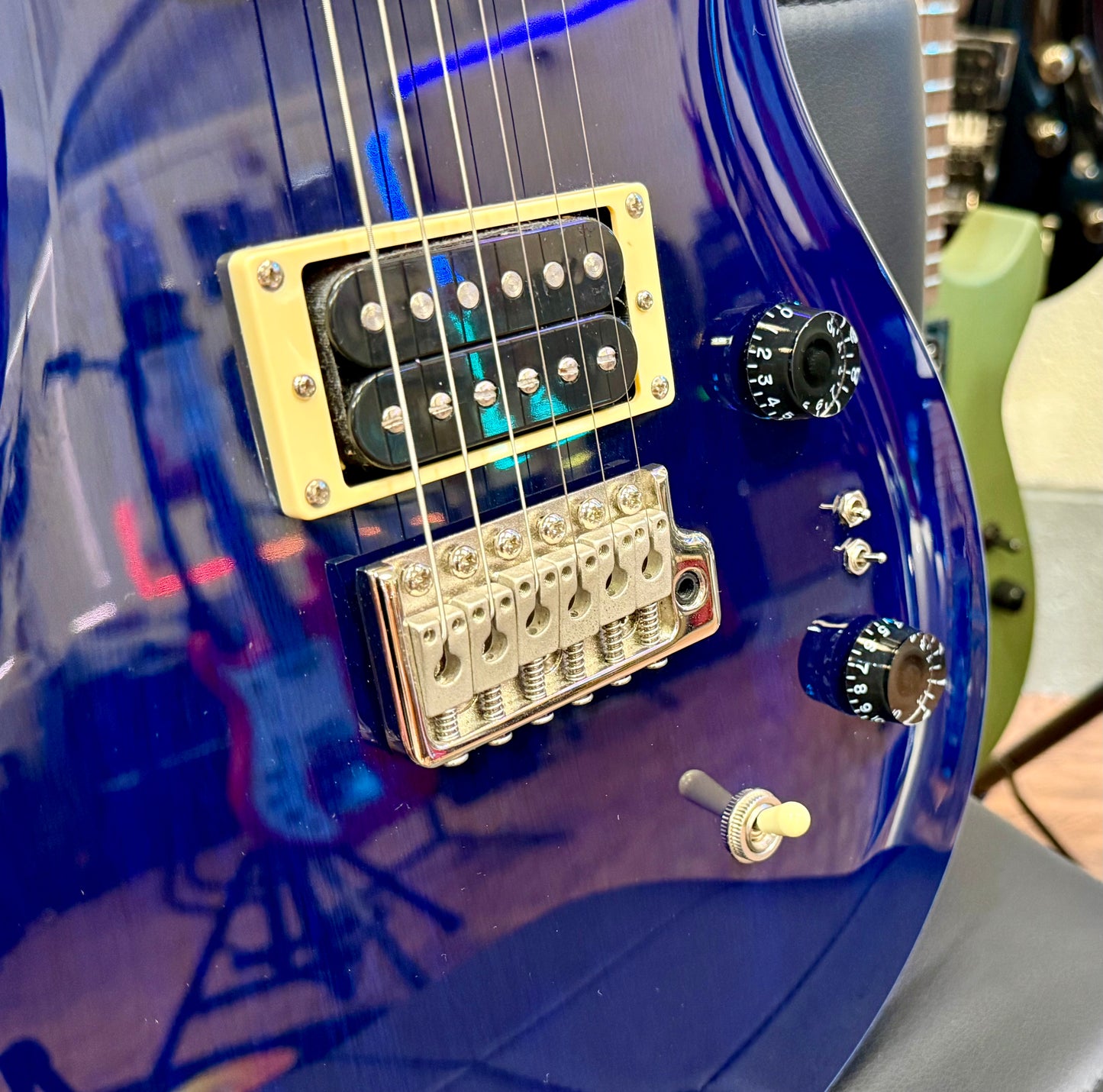 ๐MINT 2022๐ PRS SE Standard 24-08 In Translucent Blue~ Coil Splitting + Gig Bag