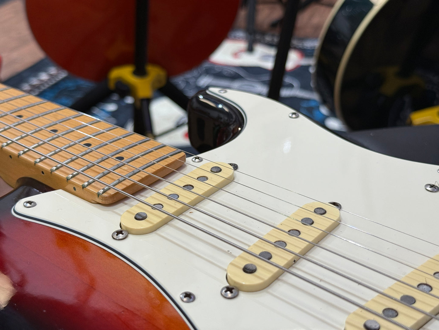 🔥 1985 MADE IN JAPAN 🔥 Fender Contemporary Stratocaster~ Japanese~ Sunburst!