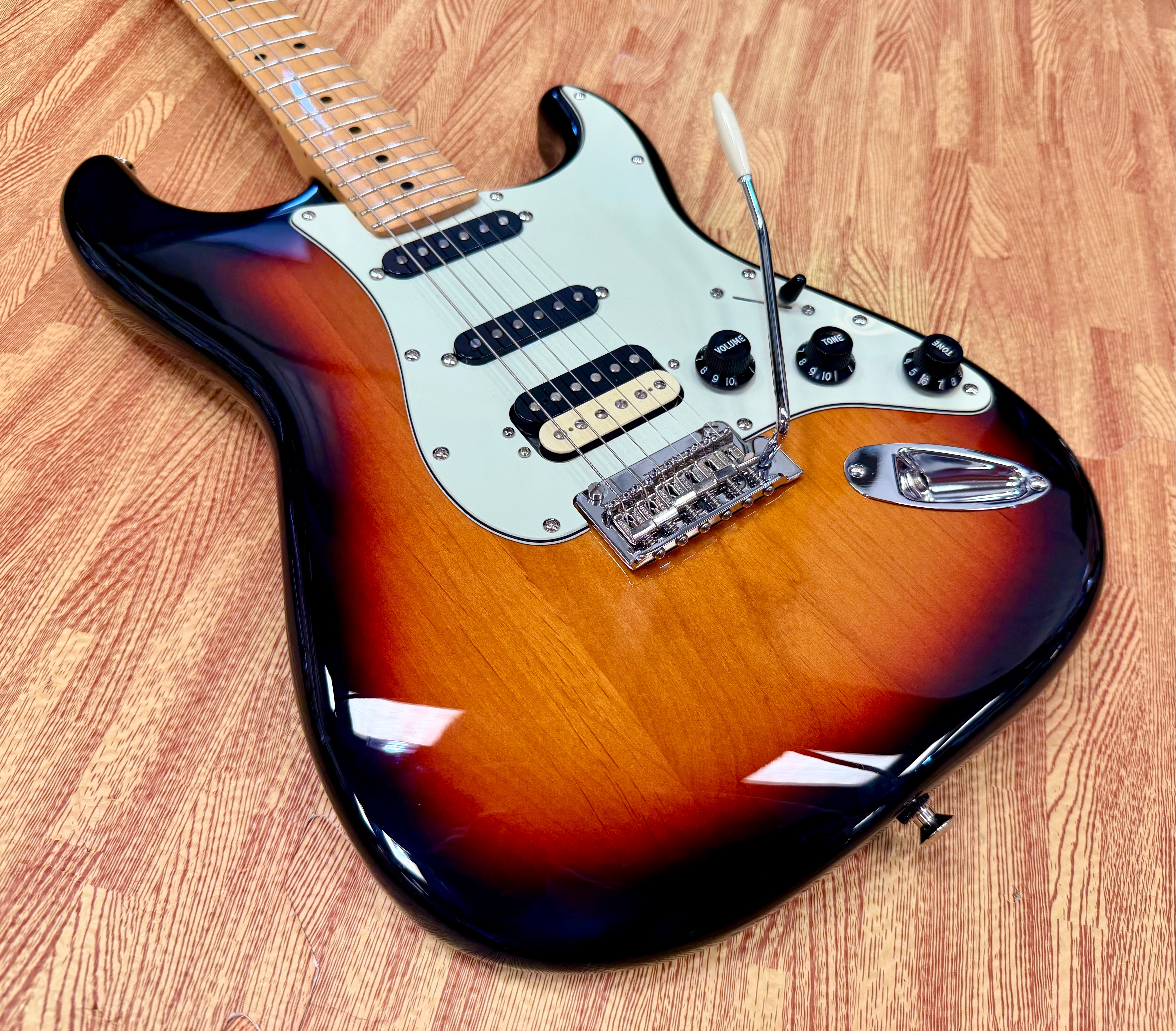 ⚡️2021⚡️ Fender Player Stratocaster HSS~ Shawbucker/Tonerider/Lockers~ Sunburst!