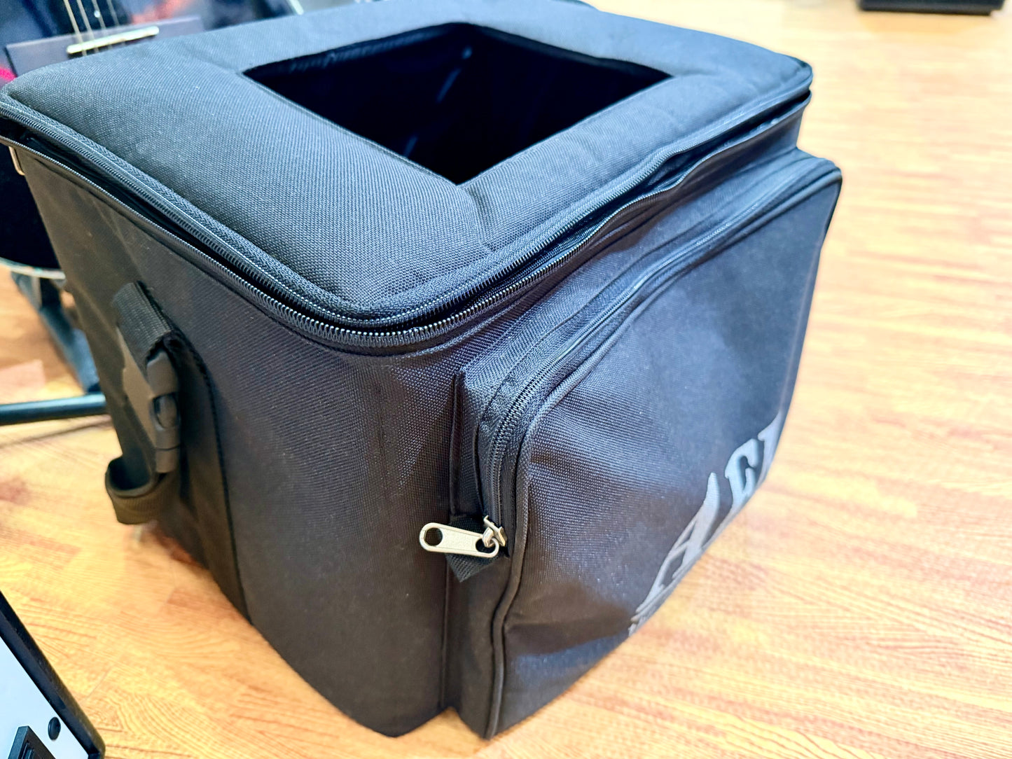 🎸 AER Compact 60 MK3 III 60/3 Acoustic Amp Guitar Combo Amplifier + Gig Bag 🎸