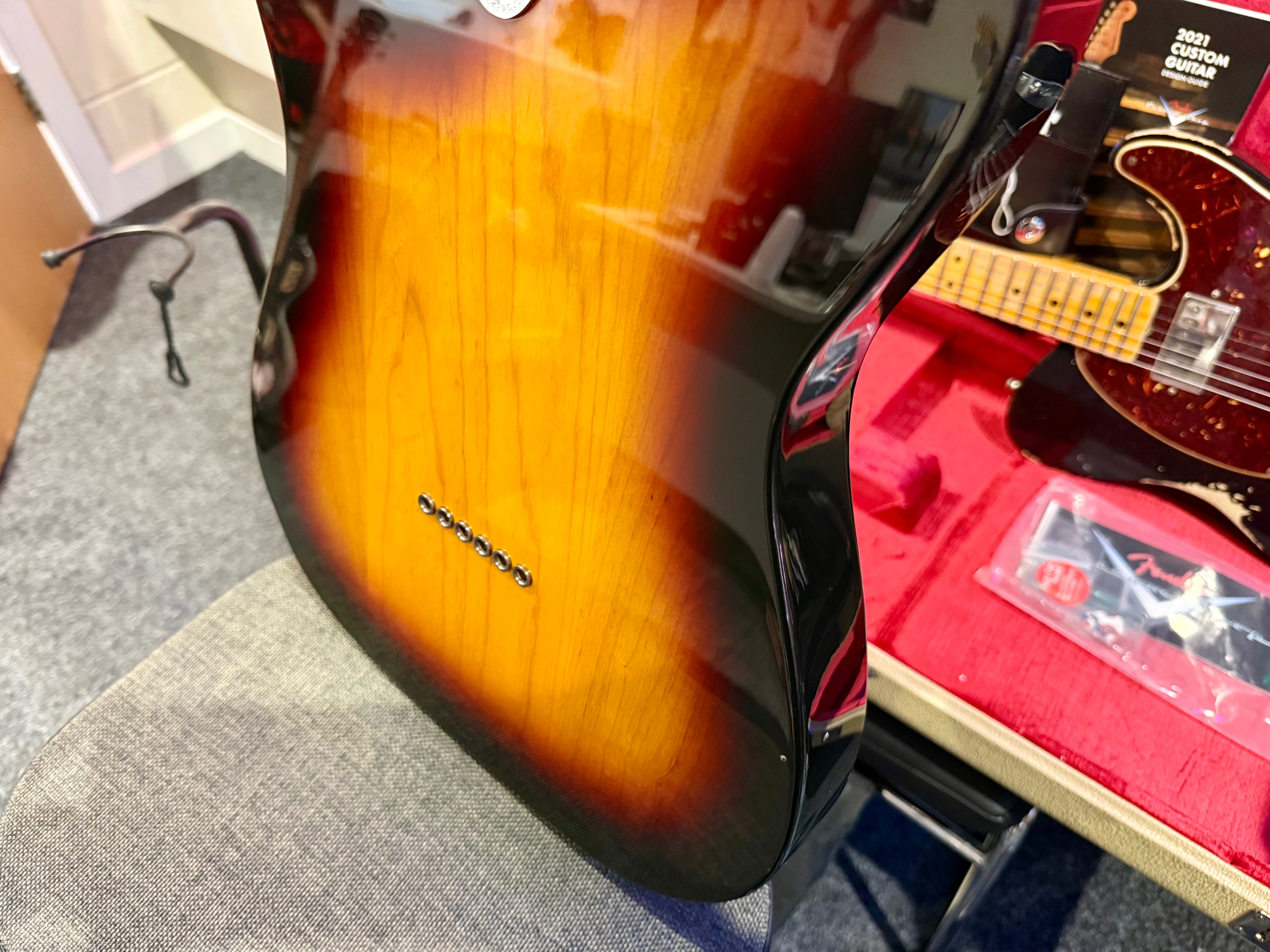 🌟1999🌟 Fender Classic Series '72 Telecaster Thinline~ 3 Color Sunburst~ Lovely