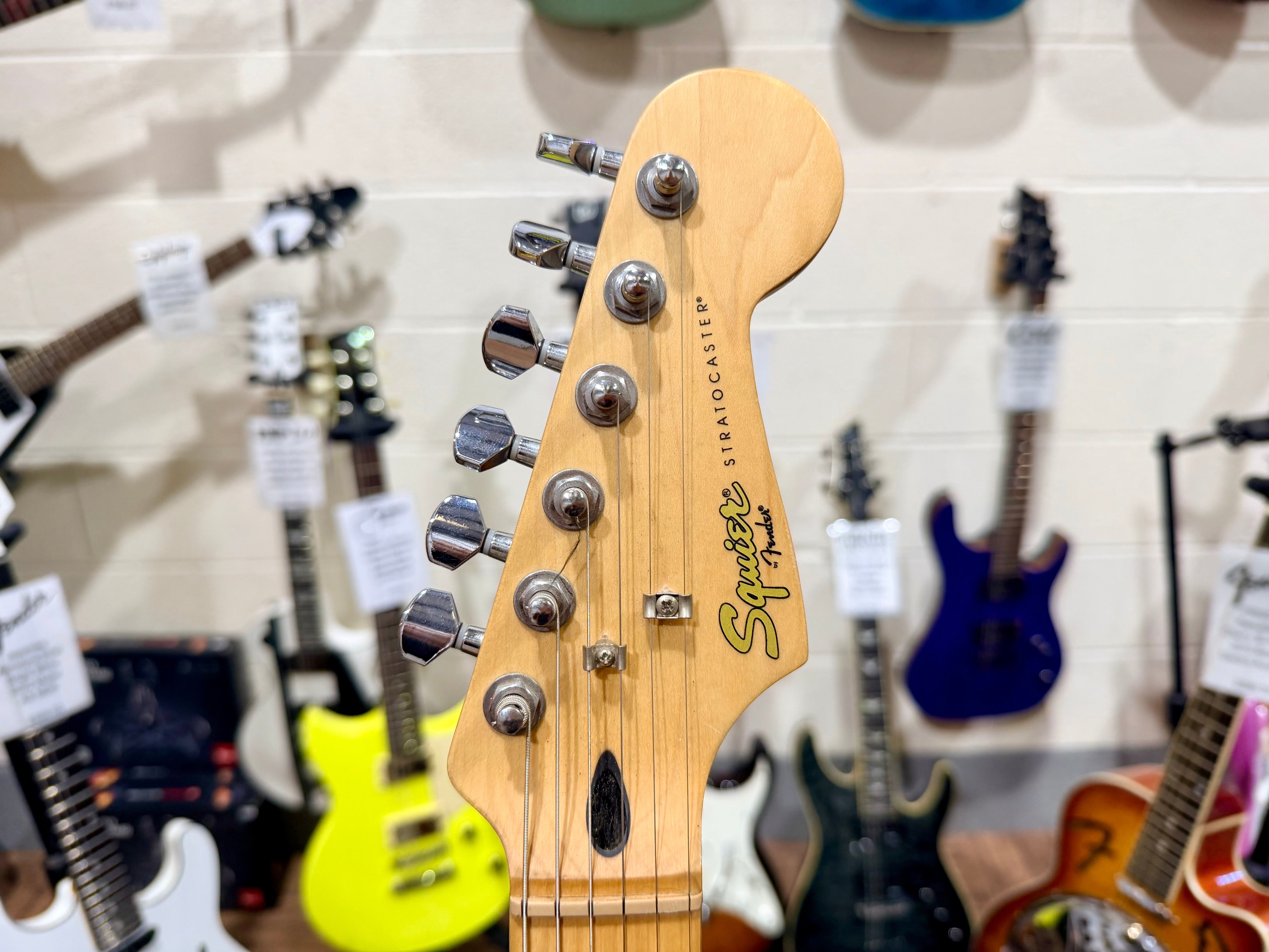 π2013π Fender Squier Deluxe Stratocaster~ Olympic White Pearl~ Indonesia Made!