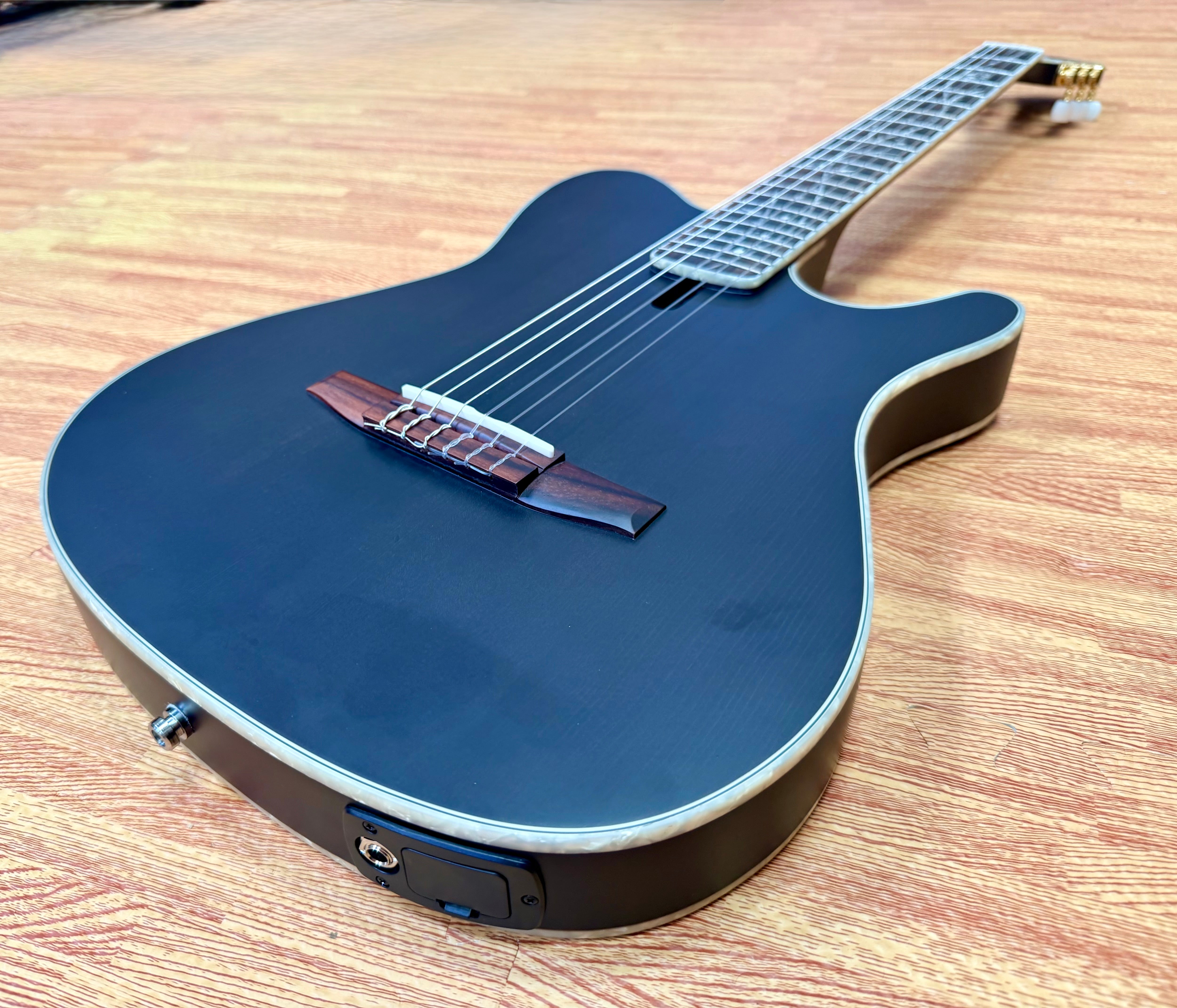 🔥MINT🔥 Ibanez TOD10N Tim Henson Signature Electro Acoustic Nylon~ Black!