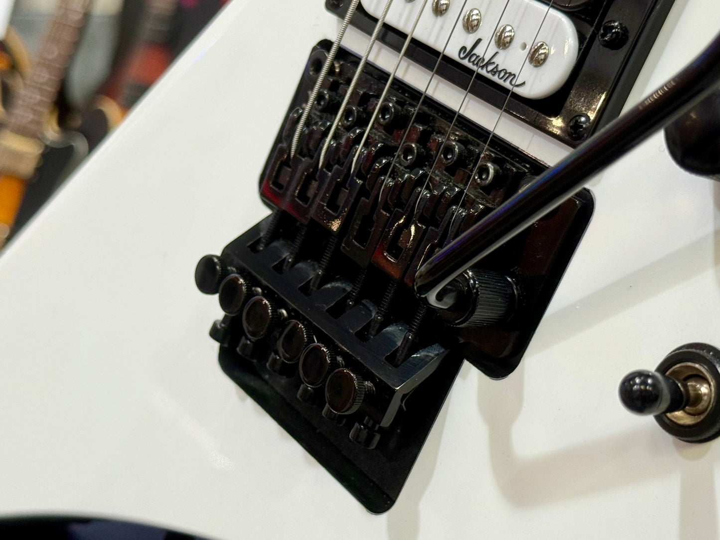 🔥2024 MINT🔥 Jackson JS32 Warrior~ Snow White~ Floyd Rose~ Amaranth Fretboard!