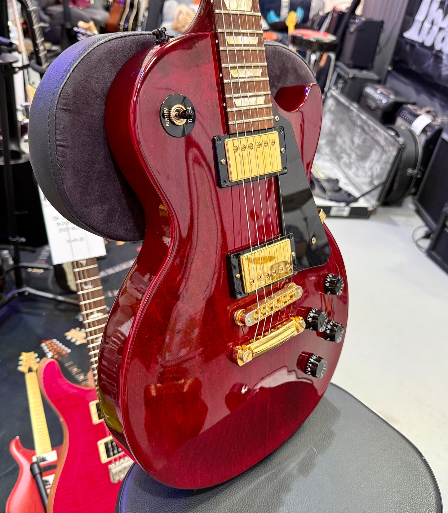🌟2007 USA🌟 Gibson Les Paul Studio~ Wine Red~ Gold Hardware~ Hard Case~STUNNING