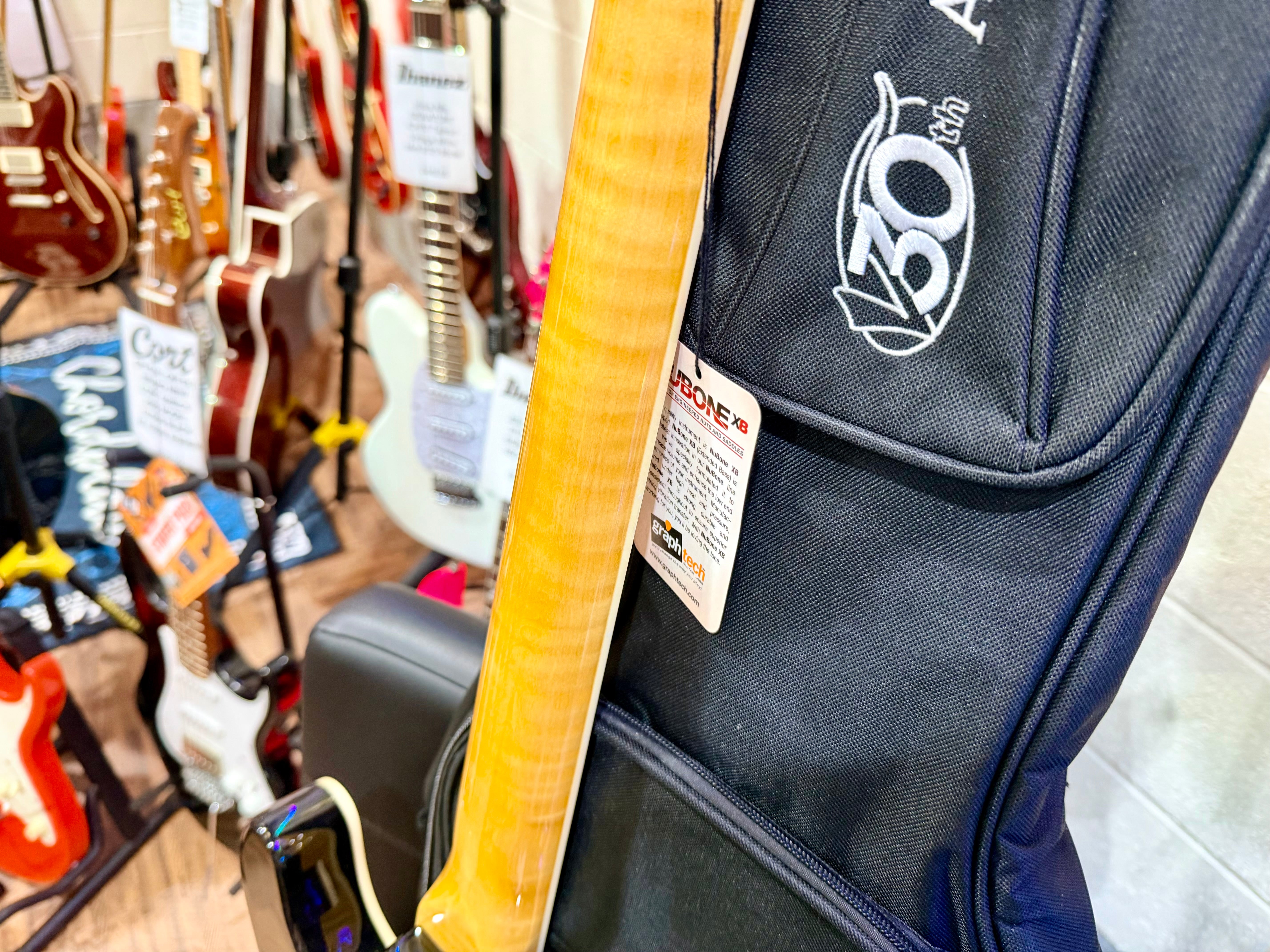 🔥2025 LIMITED🔥 Vintage 30th Anniversary V72 ReIssued~ Thinline~ Black + Bag