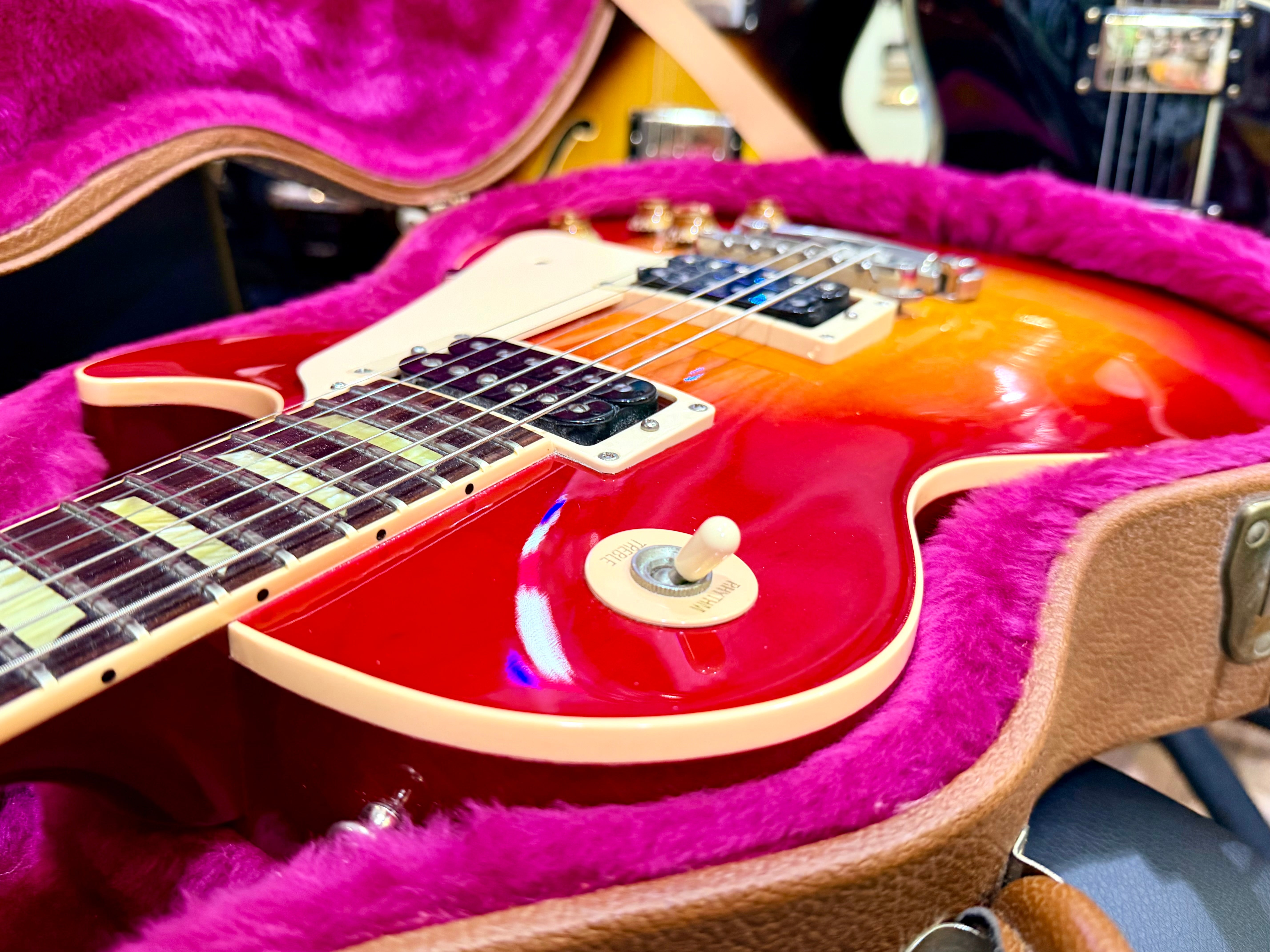 🔥2000🔥 Gibson Les Paul Classic 1960 Reissue~ USA~ Cherry Sunburst + Hard Case!