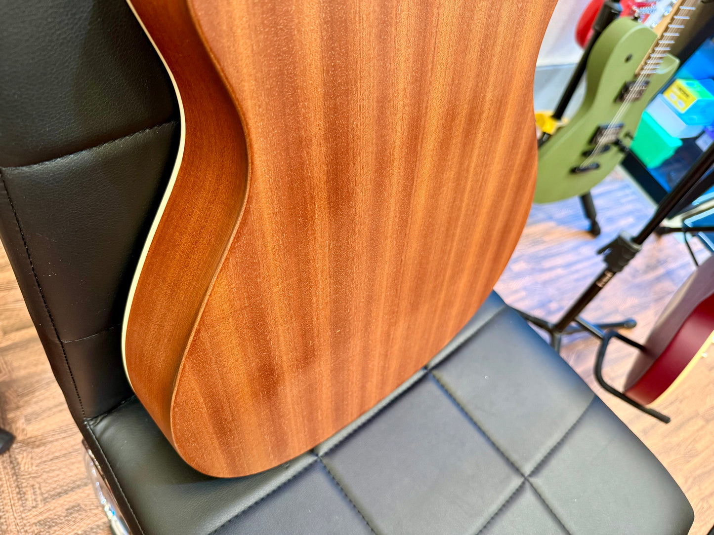 🌟Alhambra Z-Nature CT EZ Thin Bodied Cutaway Electro Classical Guitar~ Nylon 🌟