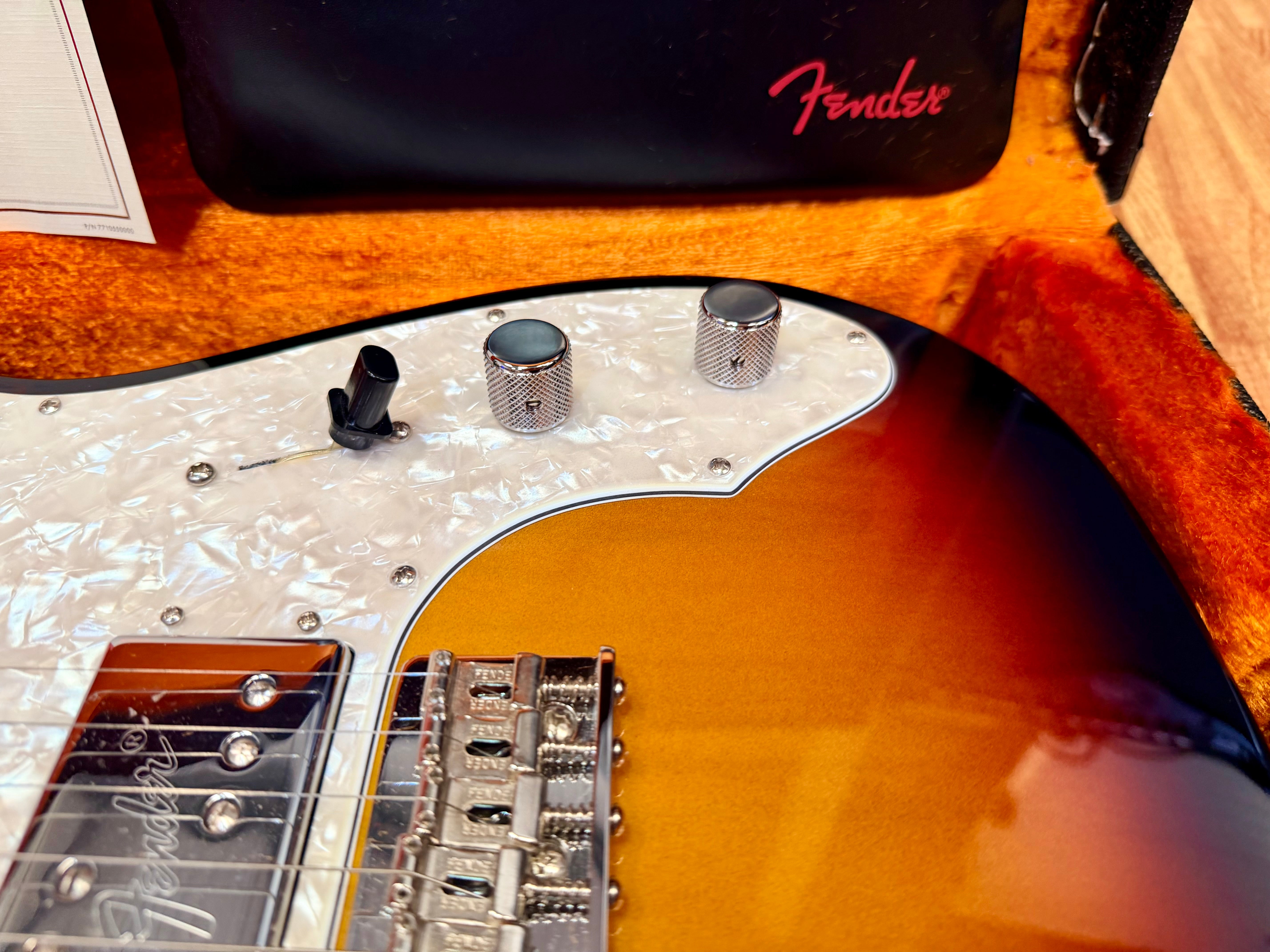 ✨2025✨ Fender American Vintage II 1972 Telecaster Thinline~ 3-Colour Sunburst!