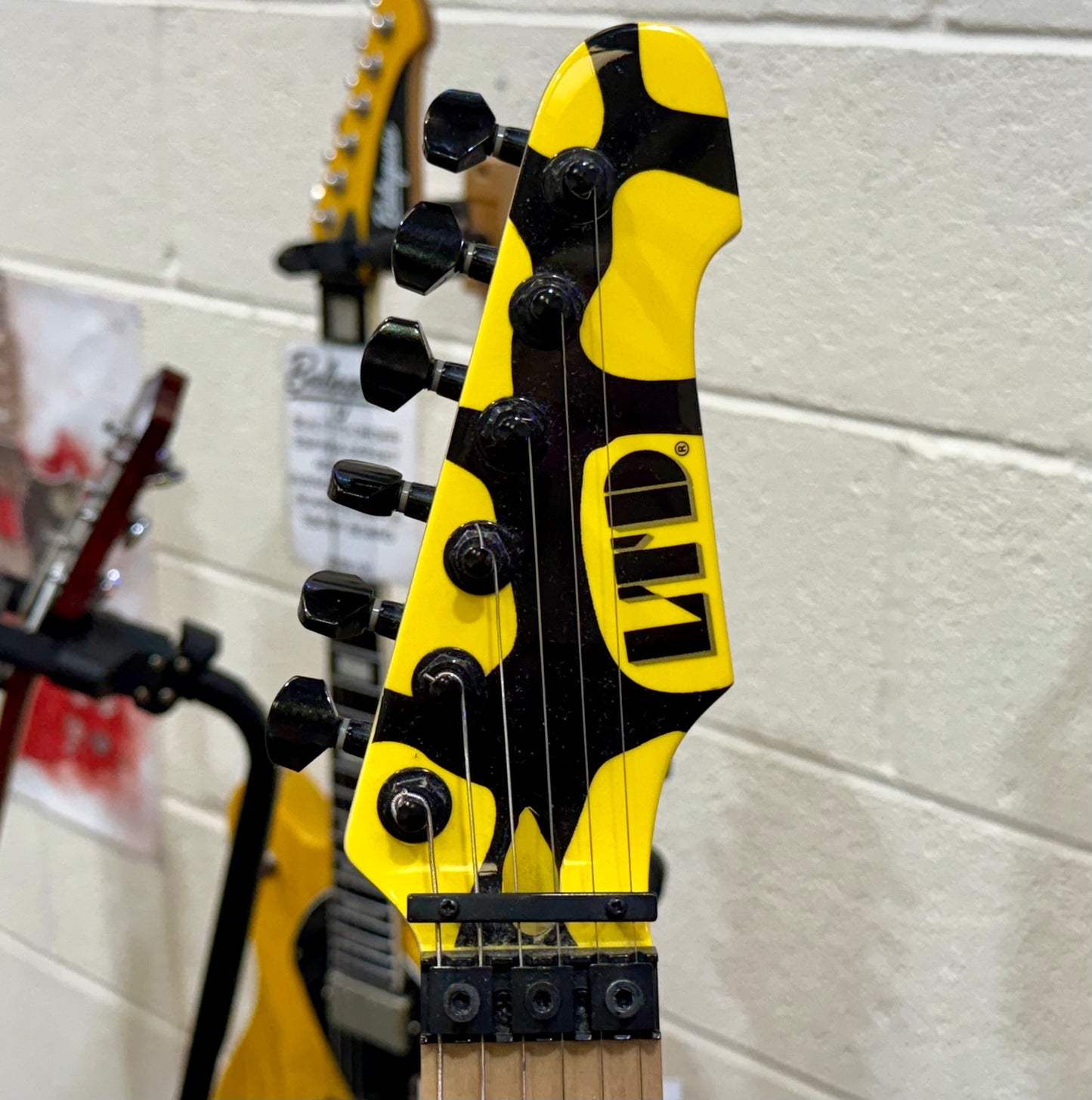 🐯MINT🐯 ESP LTD GL-200MT George Lynch~ Yellow Tiger Stripe~ Signature~ 2022!