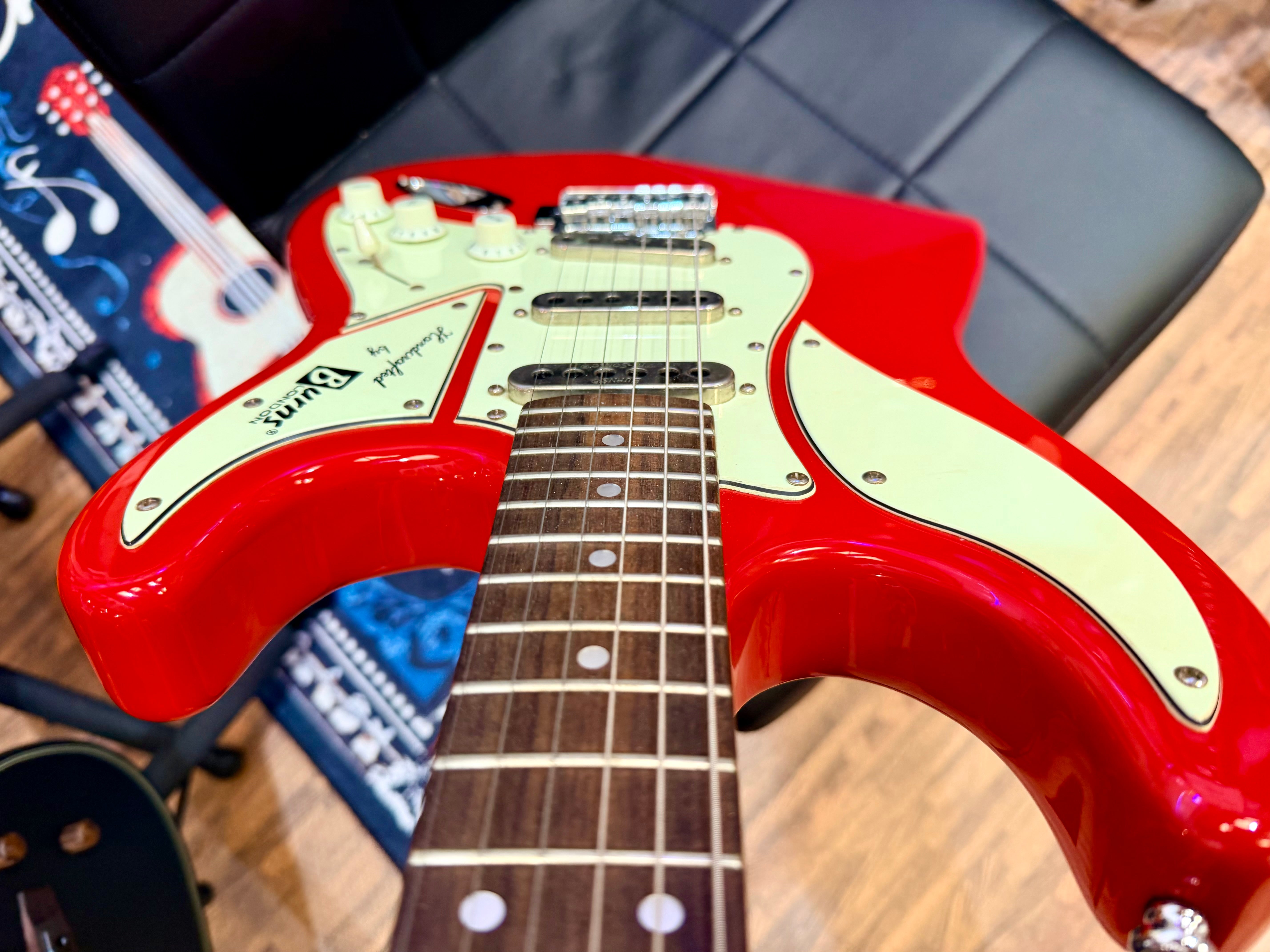 ⚡️2009⚡️ Burns London Cobra Electric Guitar~ Guards Red~ Tri-Sonic Pickups!