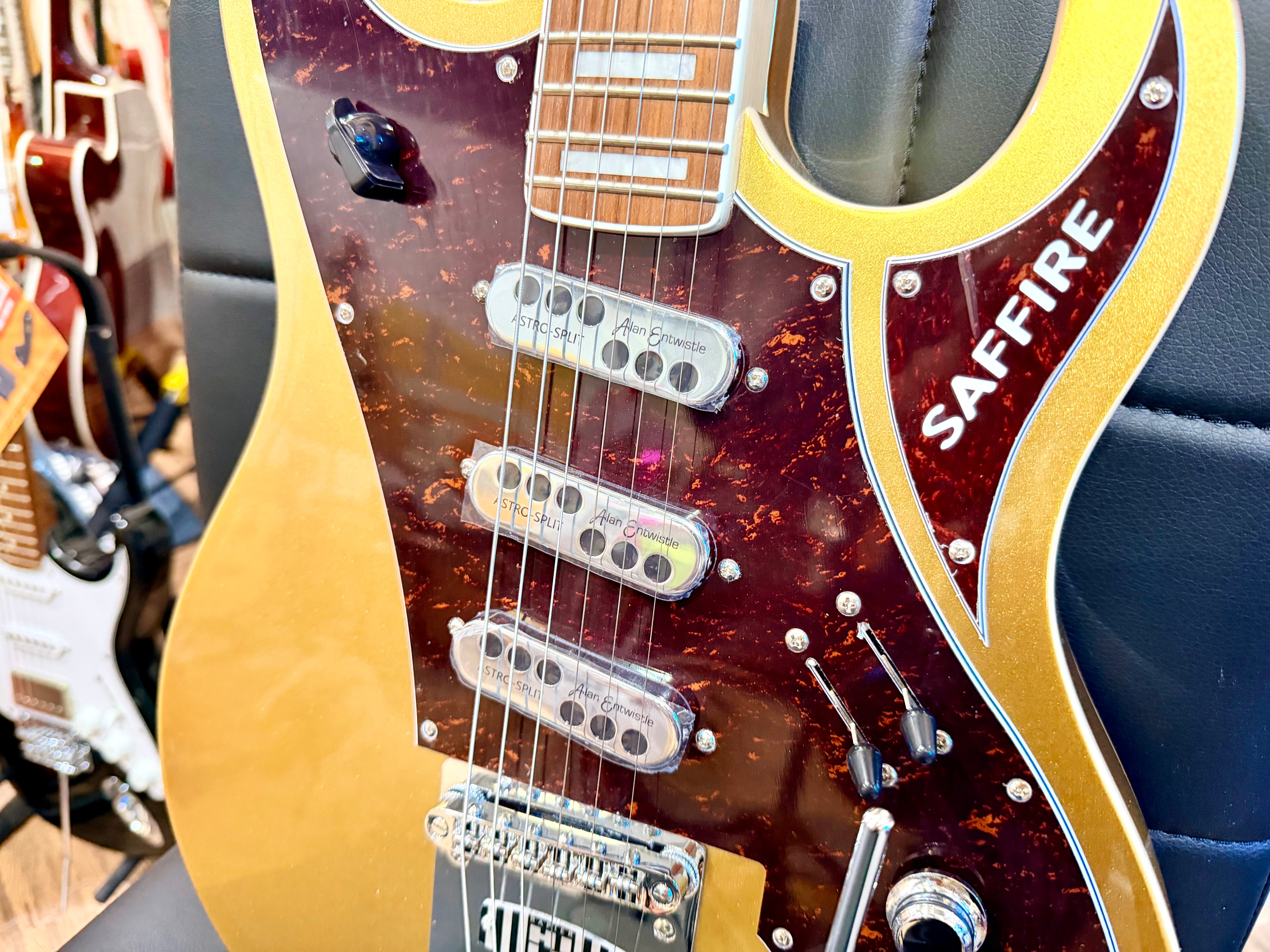 🔥BRAND NEW 2025🔥 Rapier 33 Saffire Ultra Electric Guitar~ Shoreline Gold!