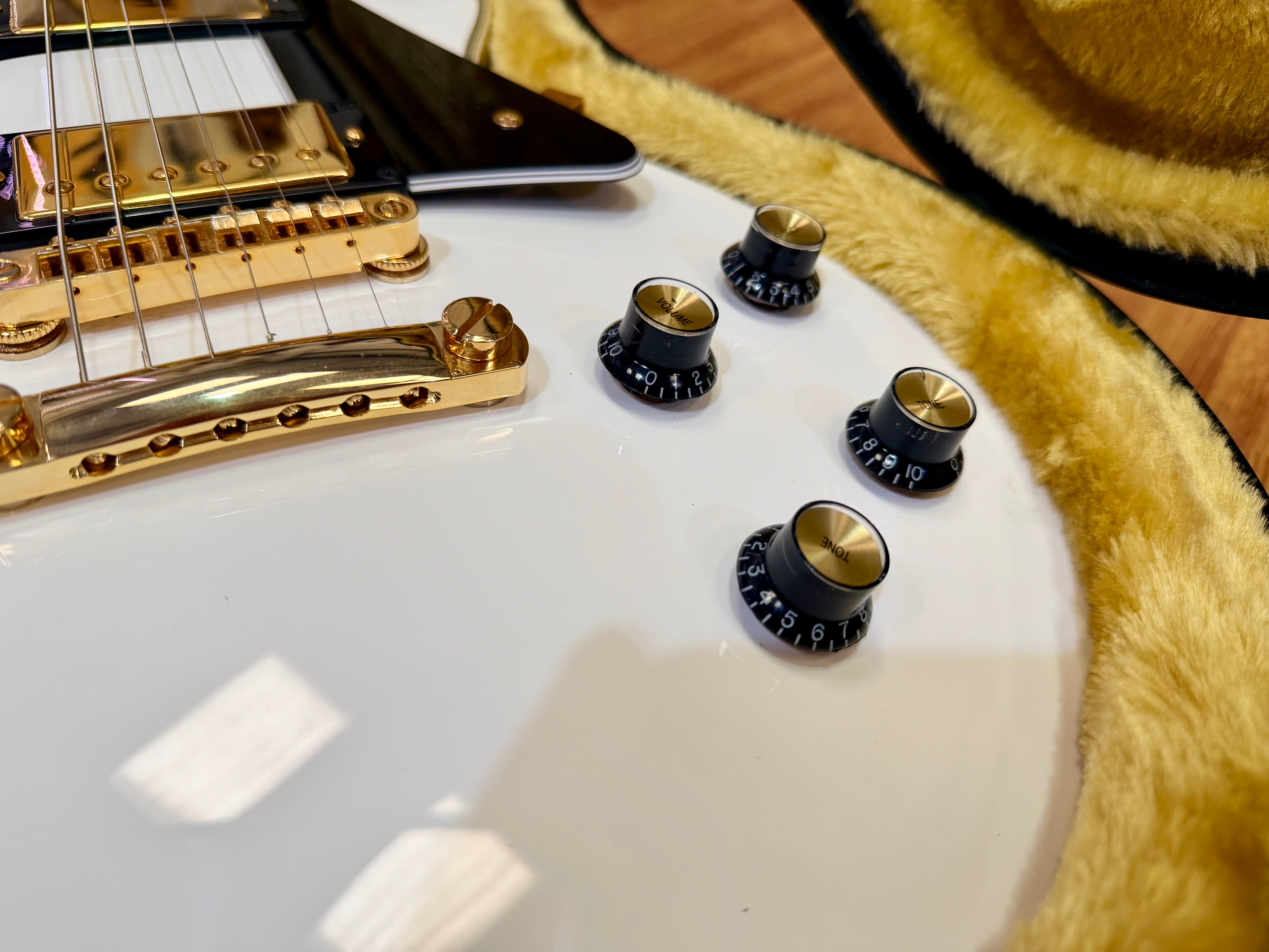🔥2024🔥 Epiphone Inspired By Gibson Custom Les Paul~ Alpine White~ USA Pickups!