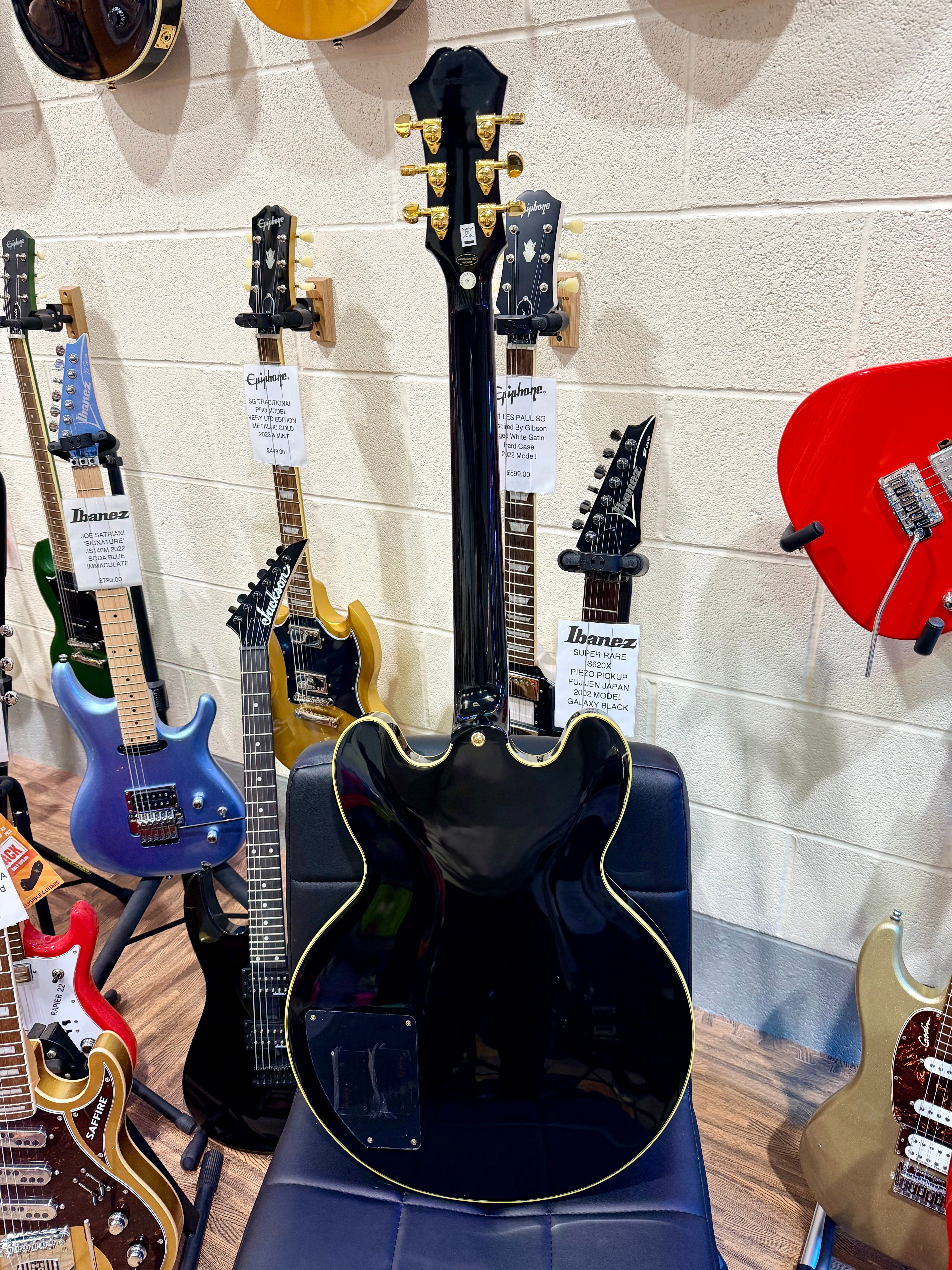 🔥MINT🔥 Epiphone B.B. King Lucille Guitar~ 2016~ Ebony Black~ Semi-Hollowbody!